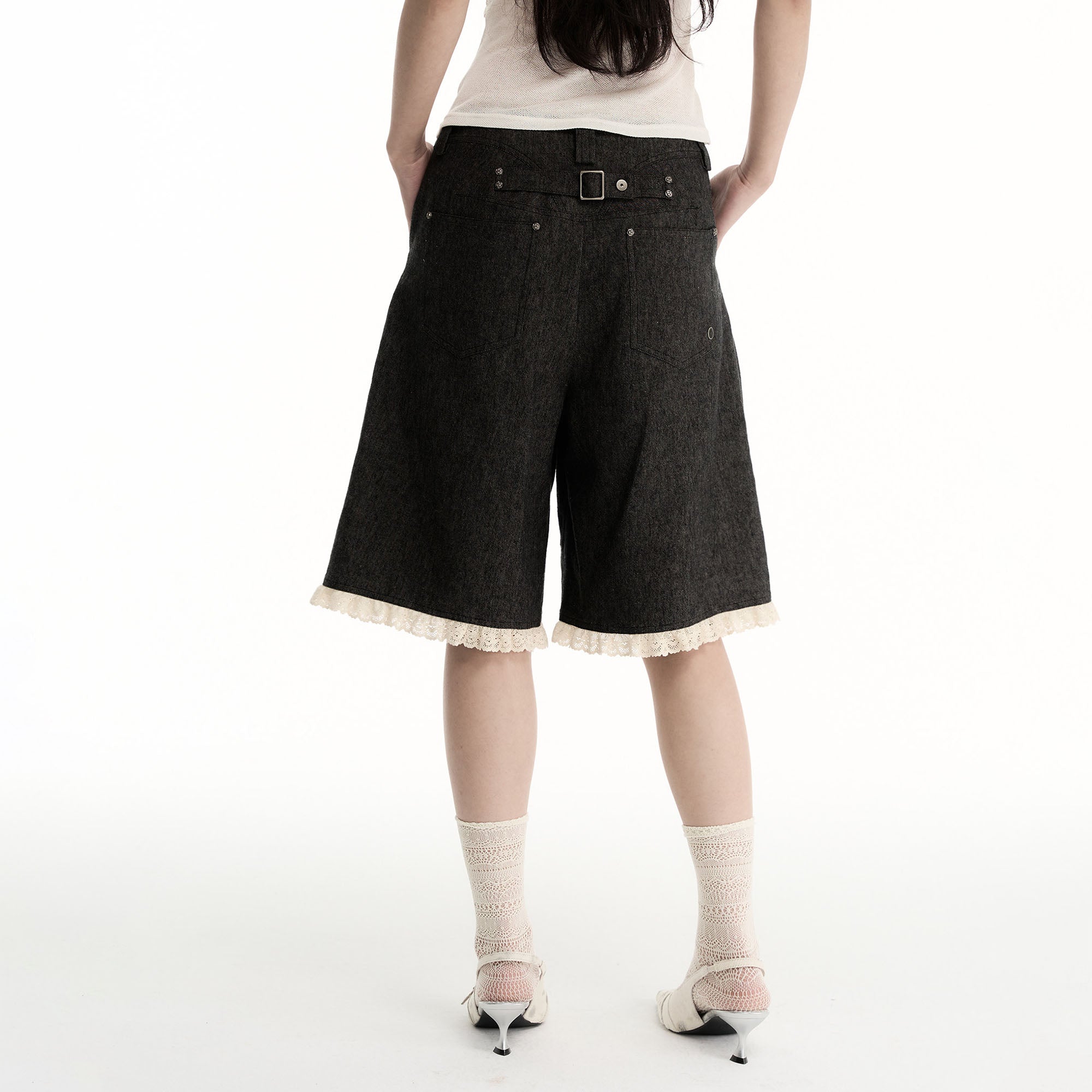 CONFUN Studded Lace-Hem Linen-Cotton Shorts