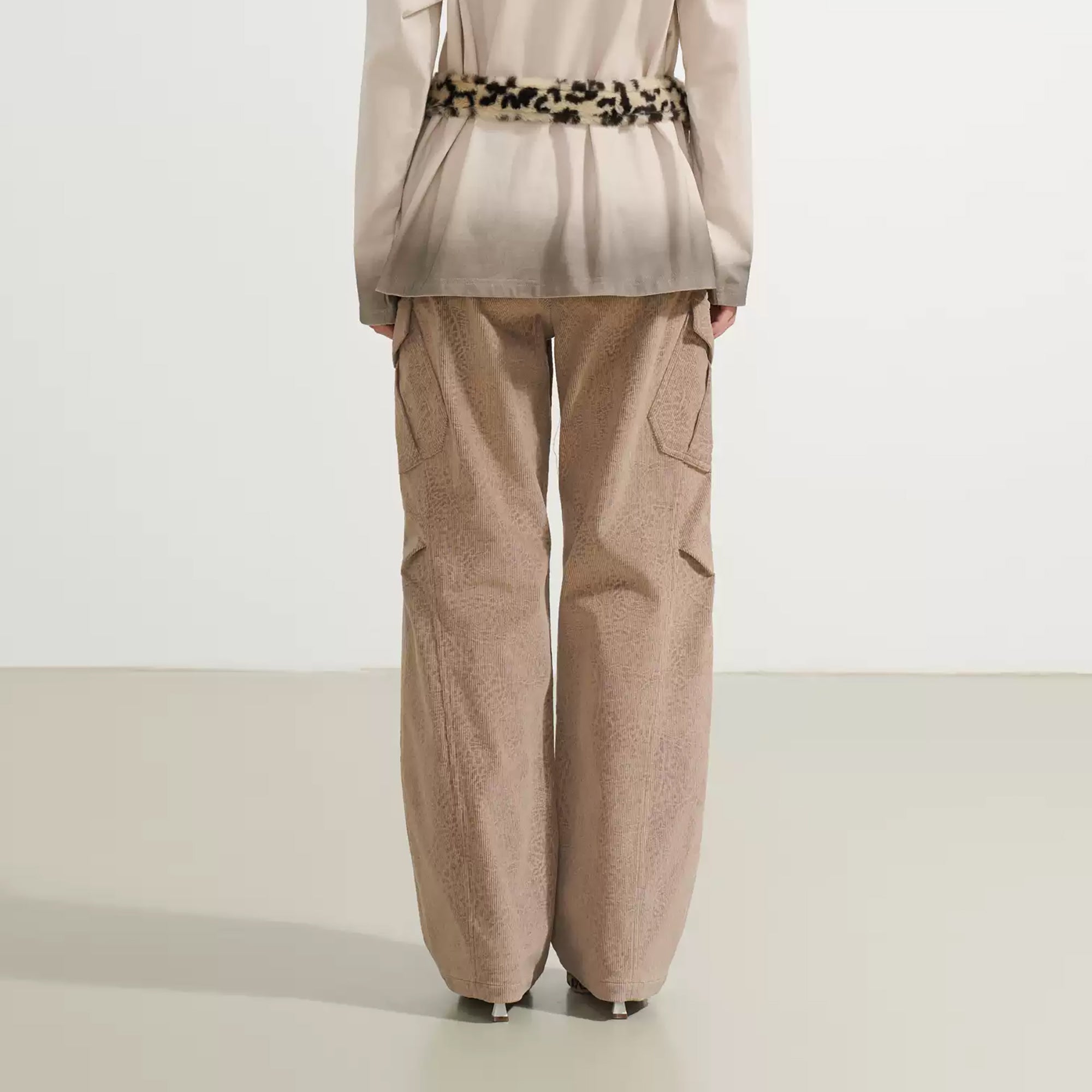 SOFITTE Retro Gradient Leopard Full-Print Pants