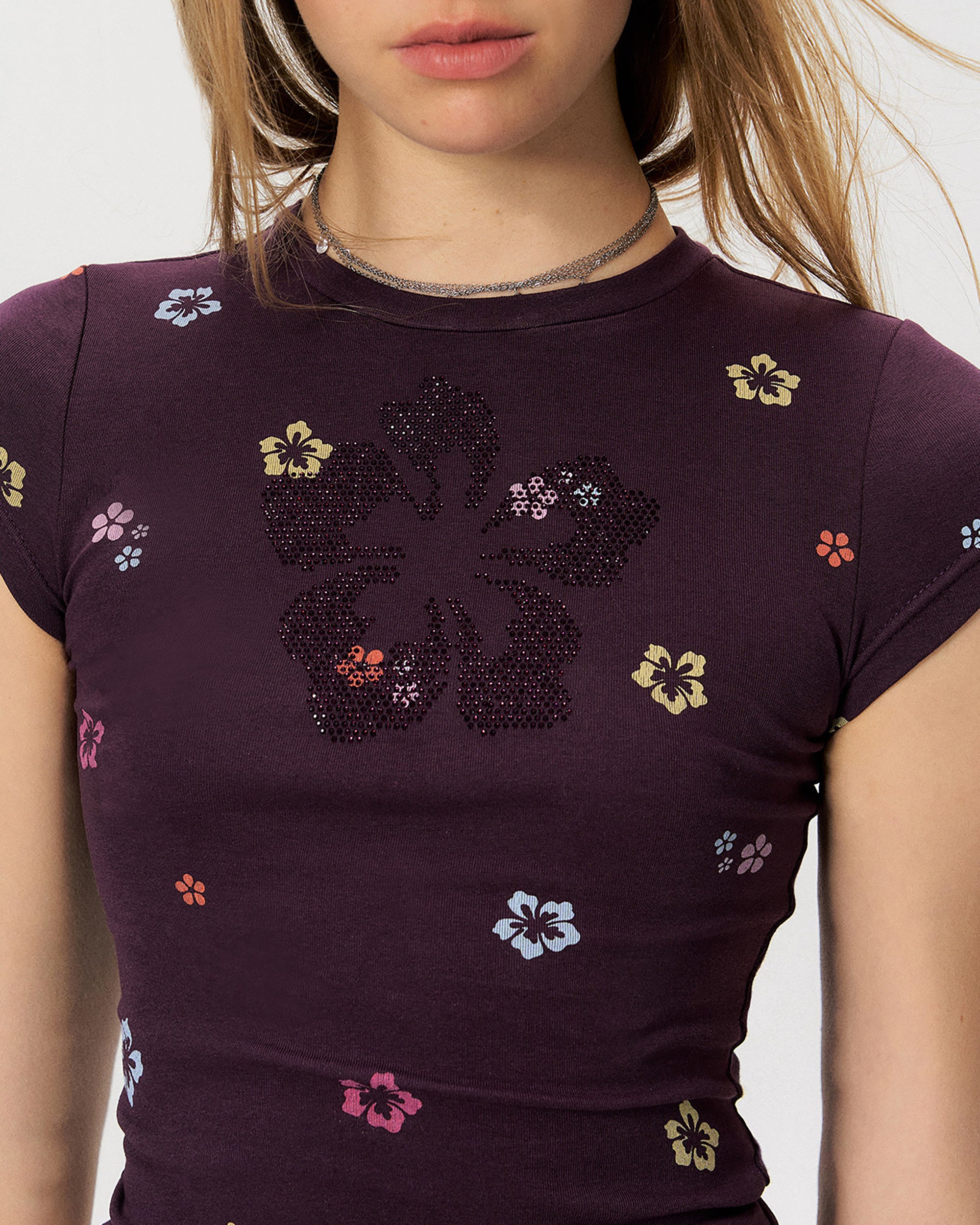 THE NEVERMORE Diamond Floral Graphics Slim Fit Tee