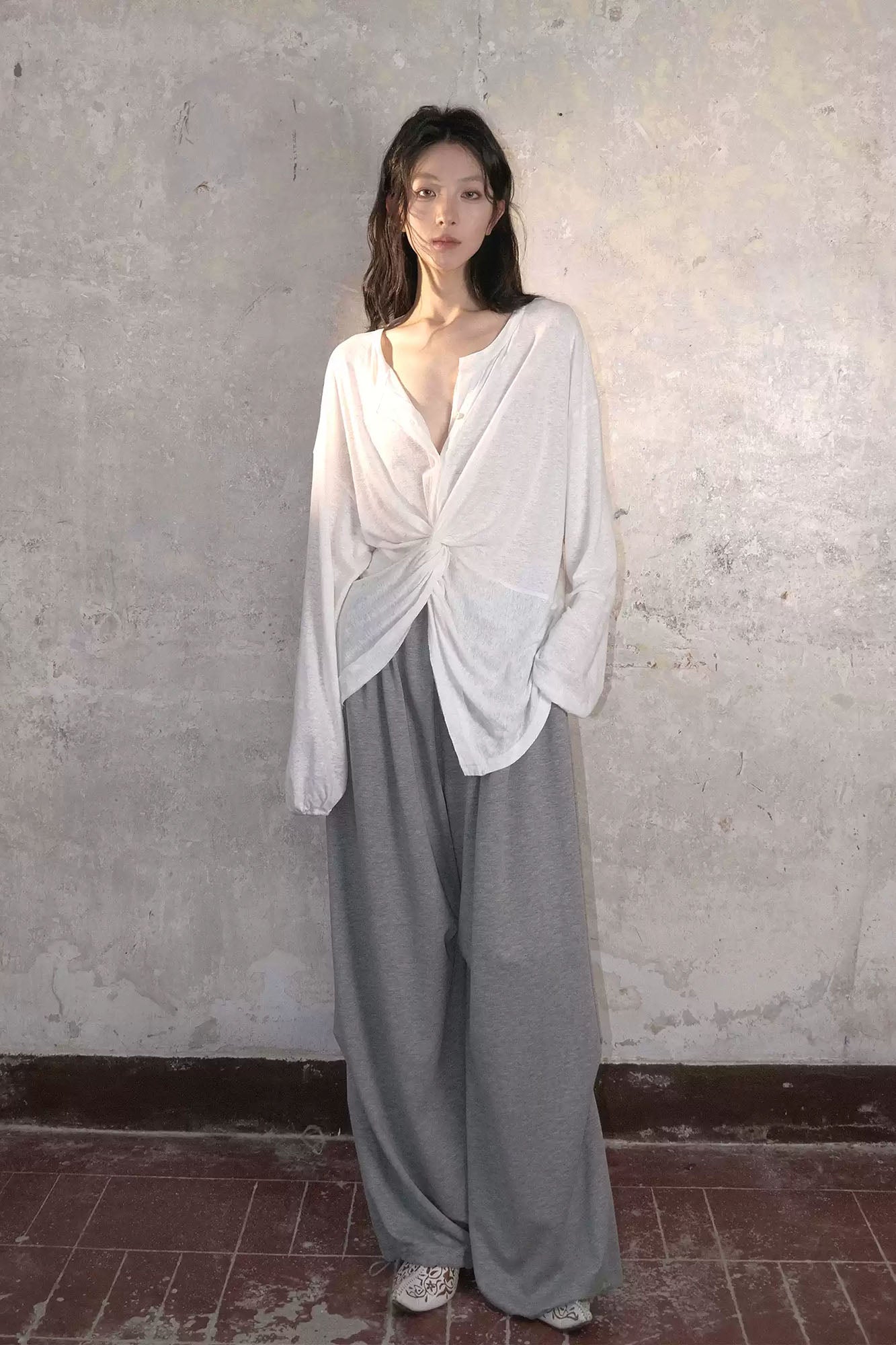 WHYNOTDANCE Twist-Front Draped Linen-Blend Long-Sleeve Tee