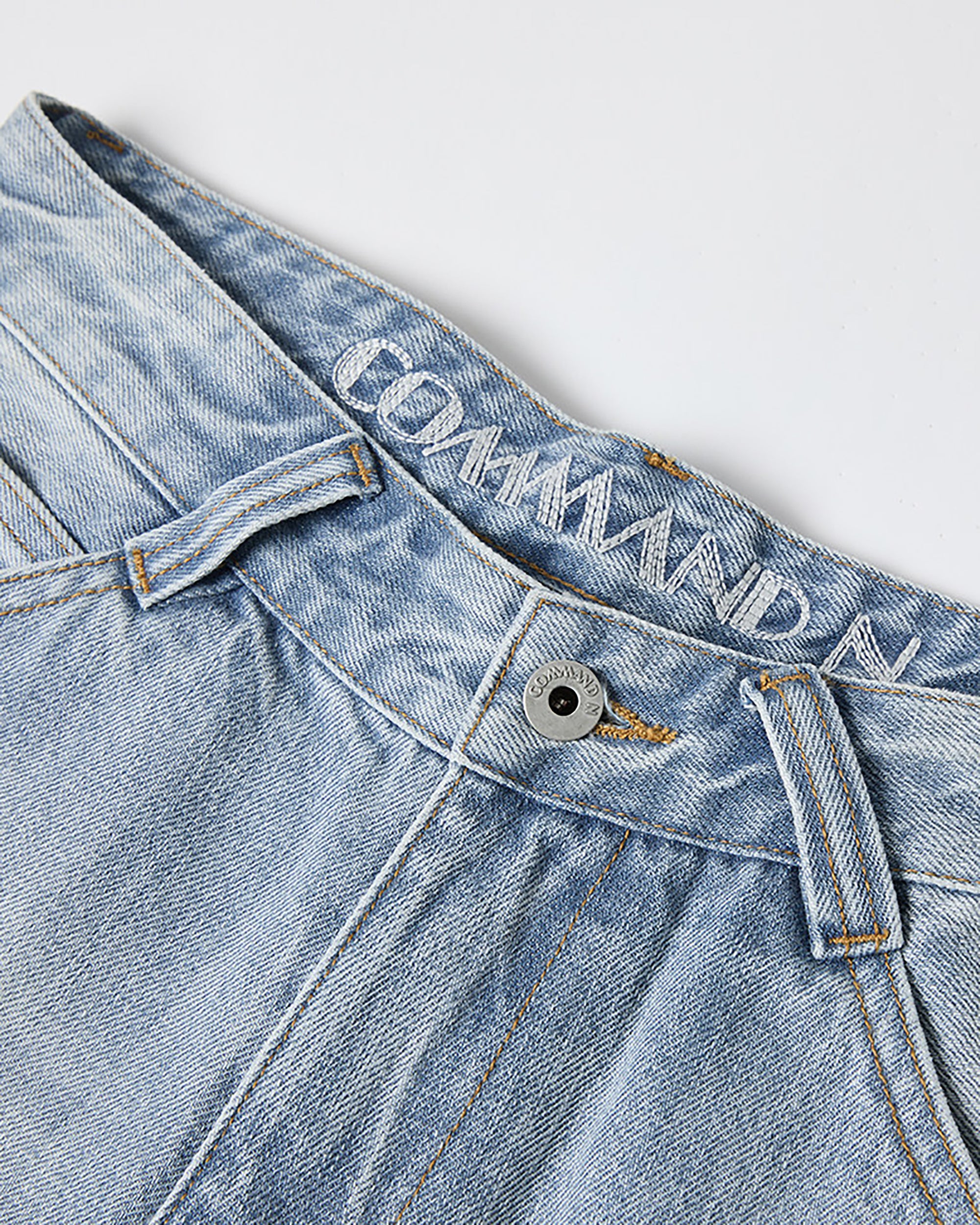 COMMAND N Light Wash Paris-Buckle Tapered Jeans