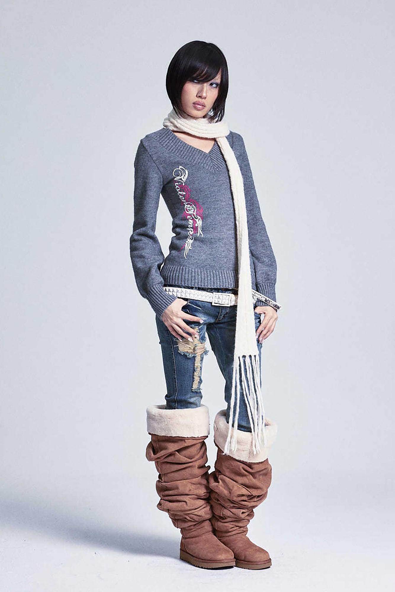 NONAME SPACE Retro Printed V-Neck Bishop Sleeve Sweater