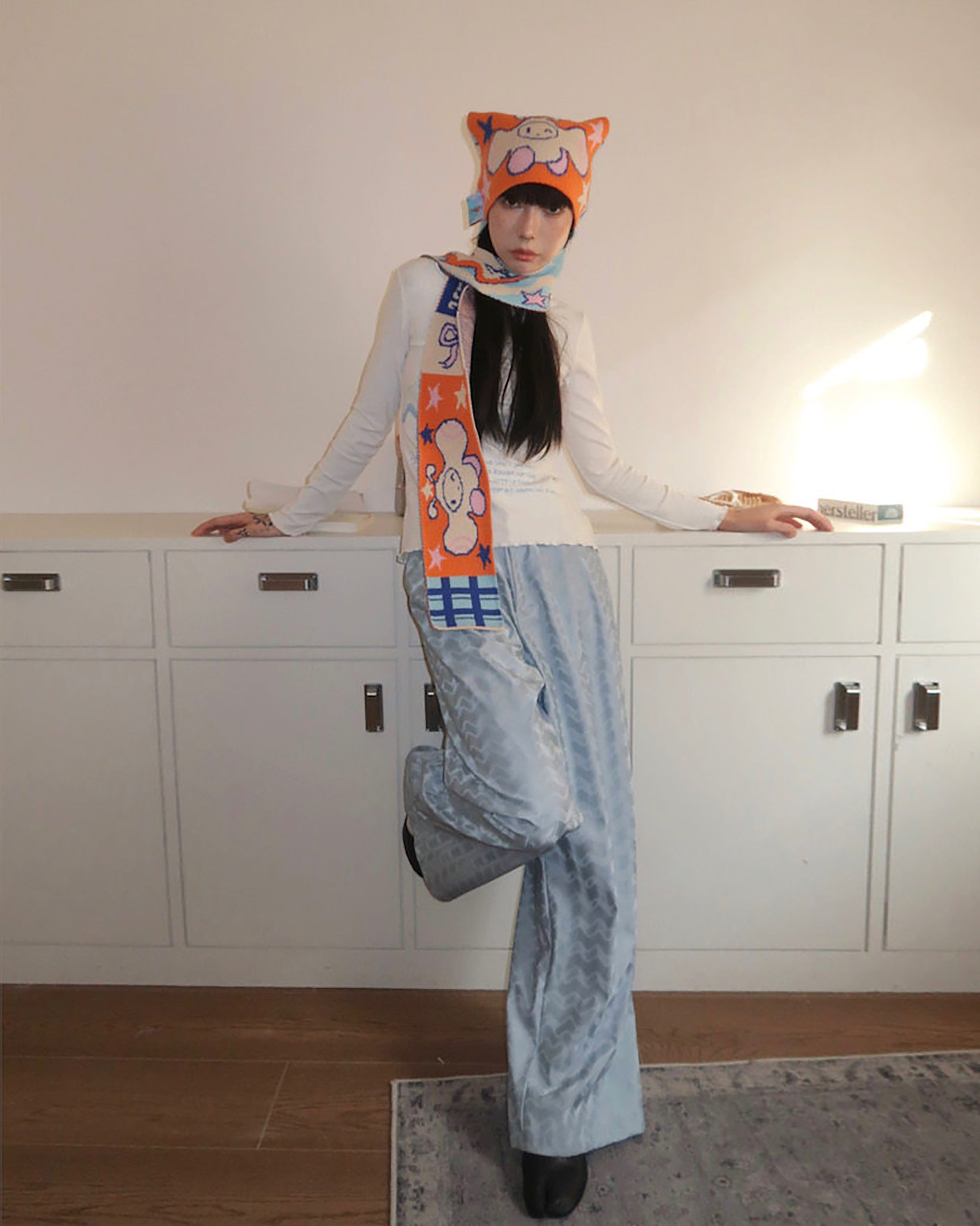 UNSOCIAL NIGHT x OLIWA Playful Graphic Knit Scarf