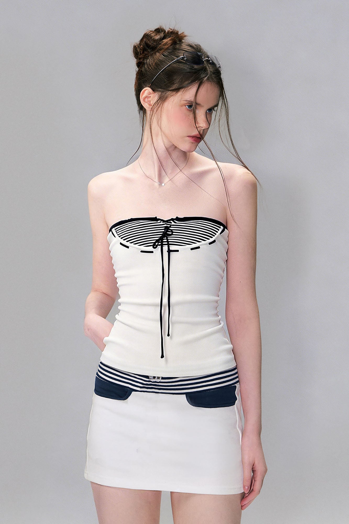 THE NEVERMORE Striped Waistband Contrast Mini Skirt