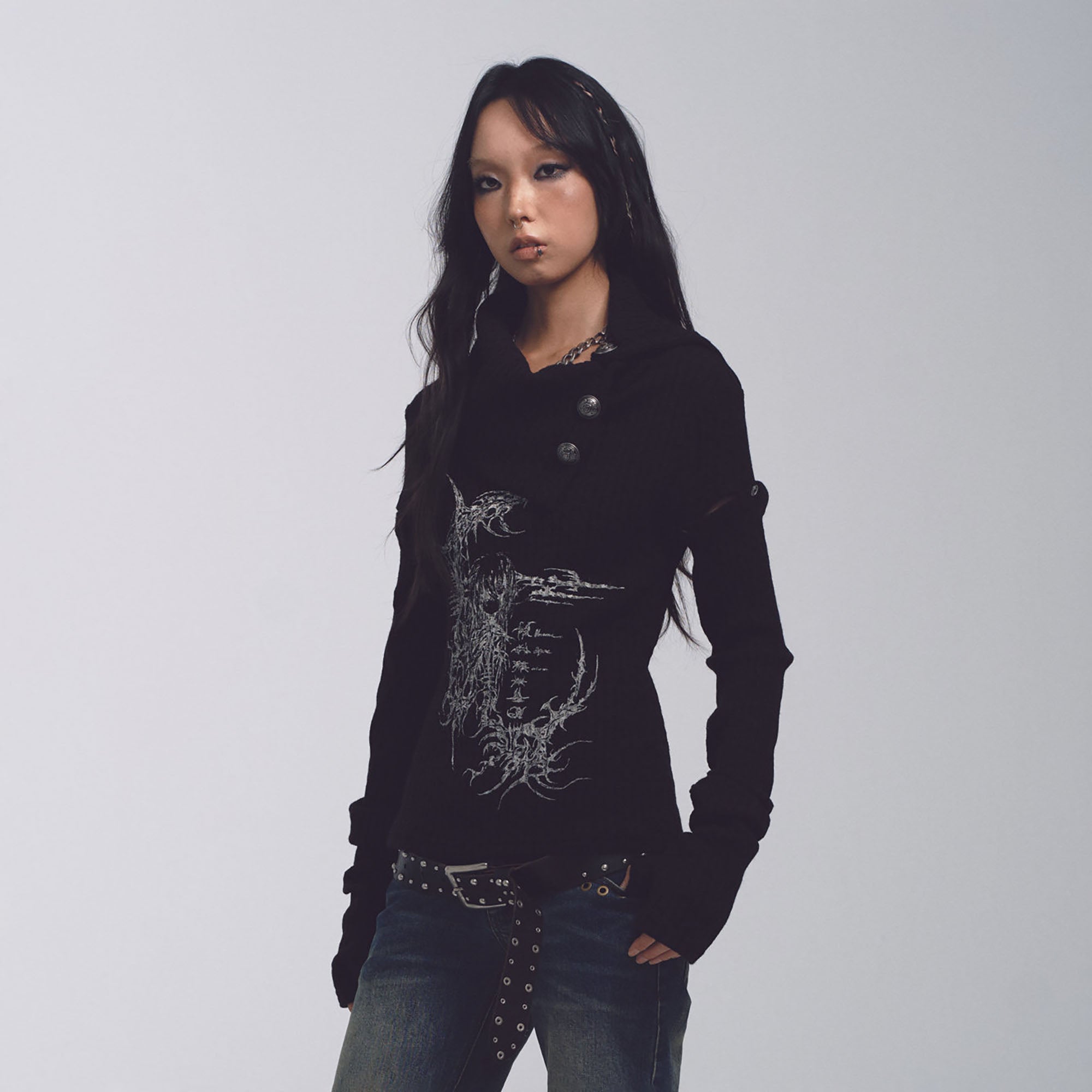 NONAME SPACE Deconstructed Funnel-Neck Cable Knit Sweater