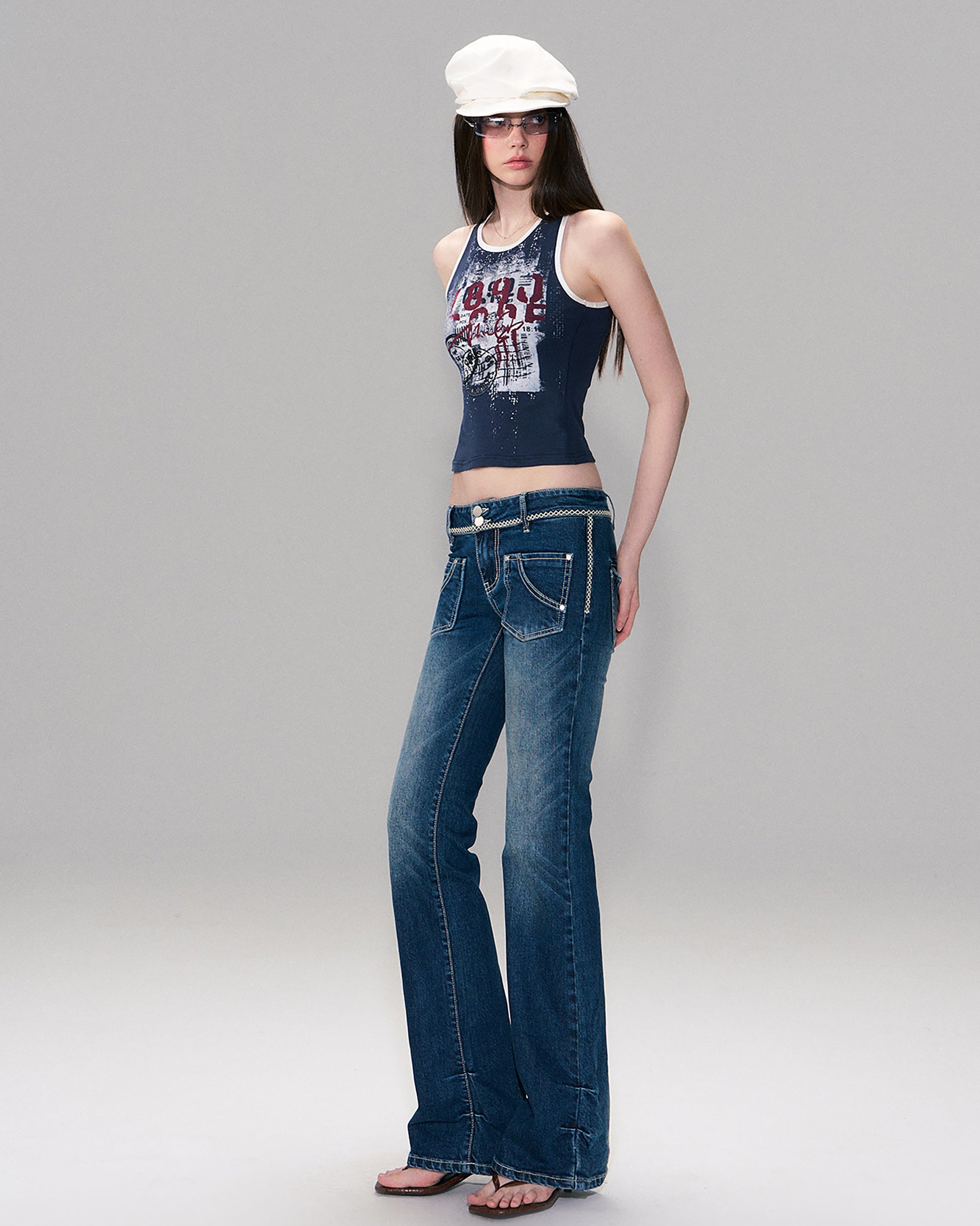 THE NEVERMORE Retro Graphic Cropped Tank Top