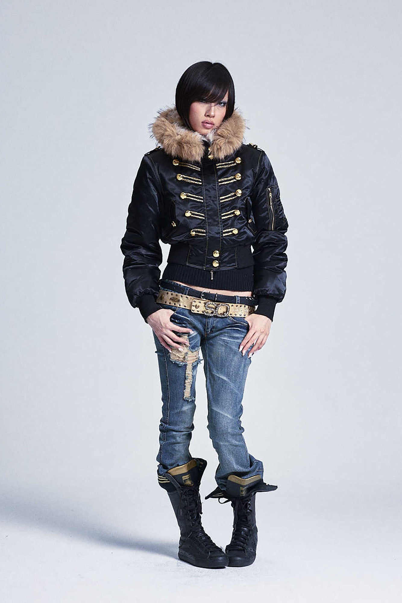NONAME SPACE Retro Gold-Button Fur-Trim Bomber Jacket