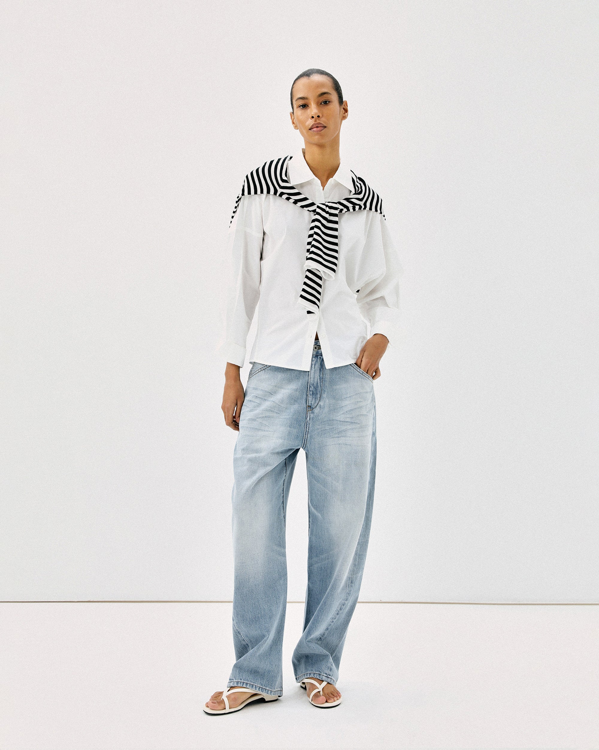COMMAND N Light Wash Paris-Buckle Tapered Jeans