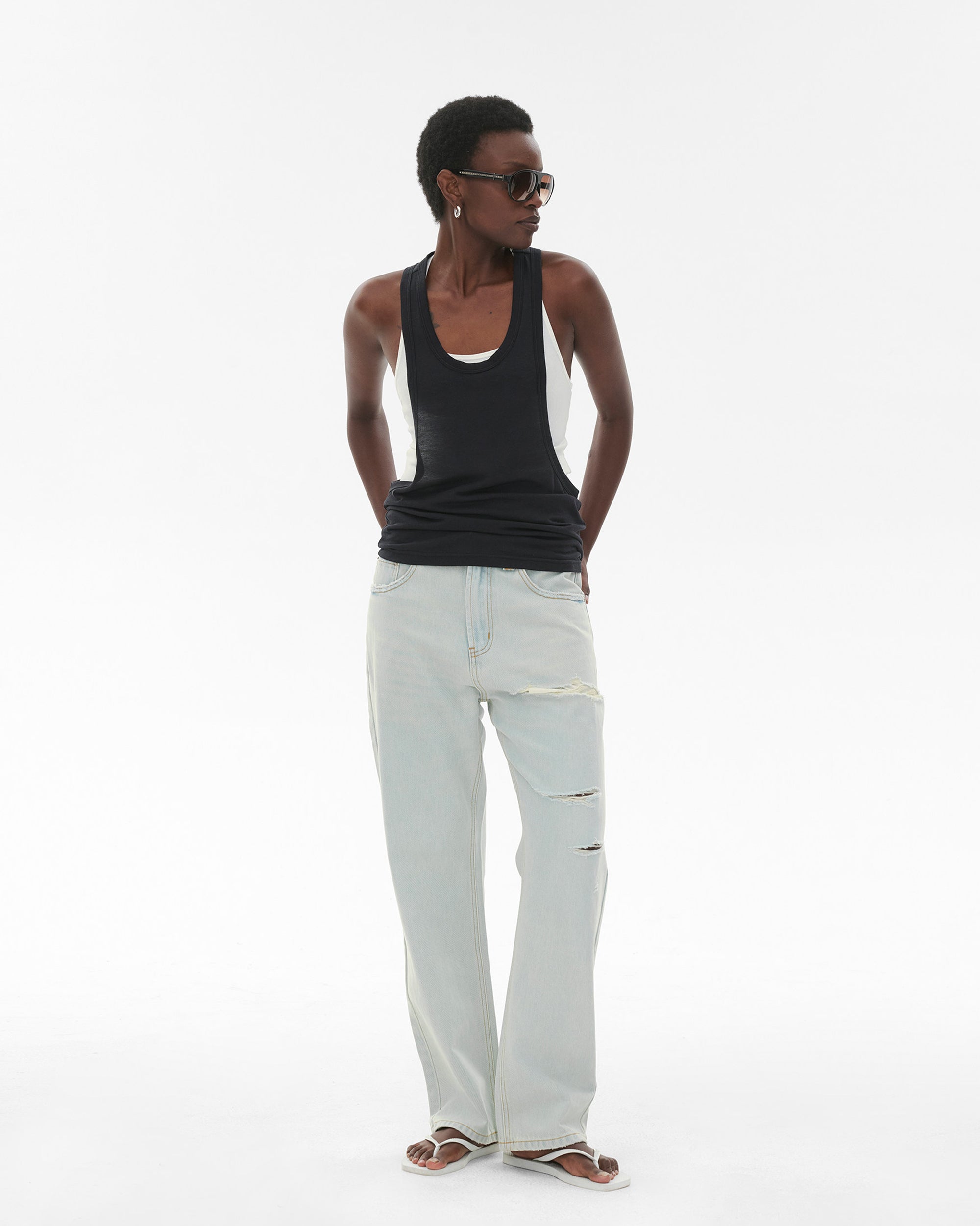COMMAND N Light Wash Distressed Straight-Leg Jeans
