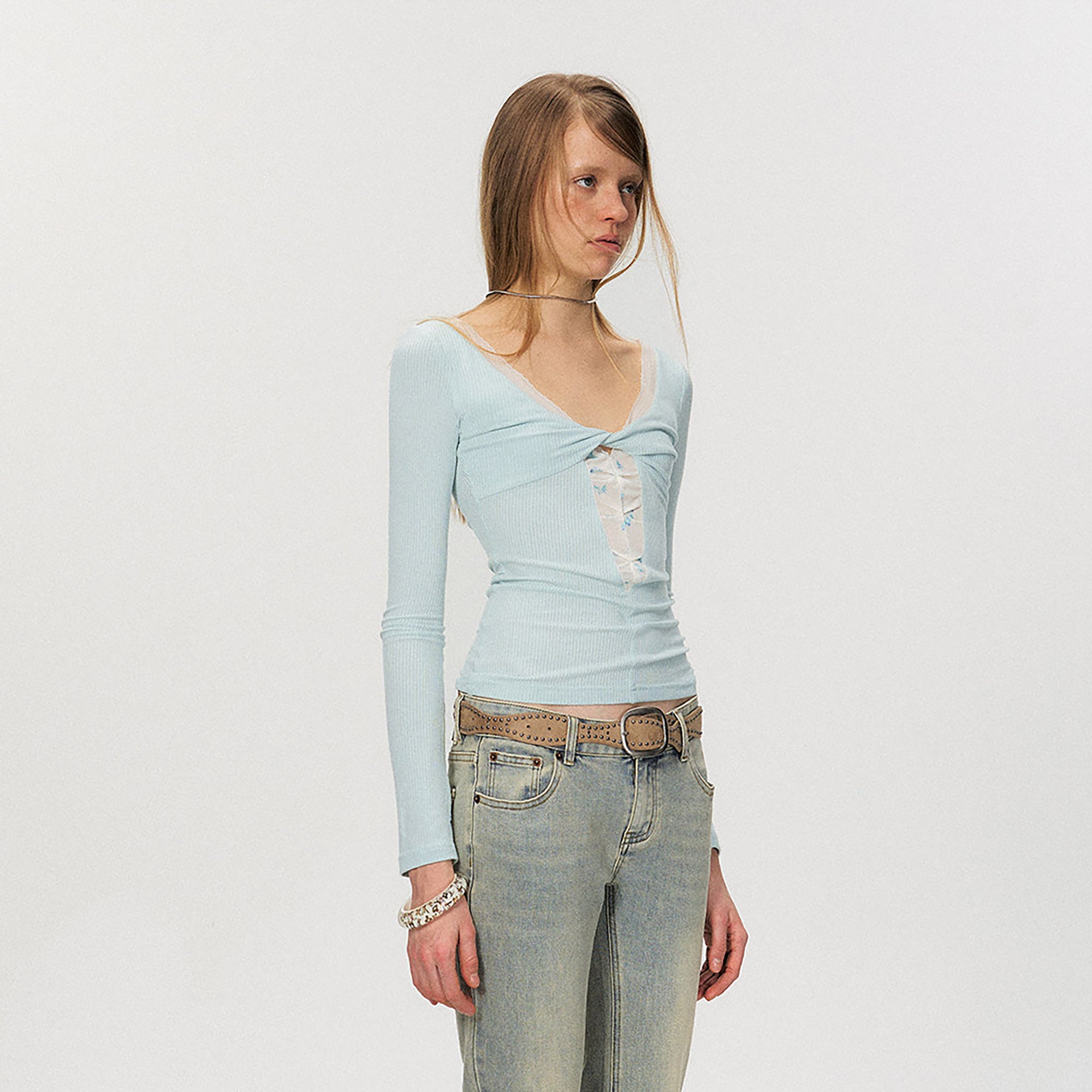 THE NEVERMORE Lace-Inset Deep V Twist Top