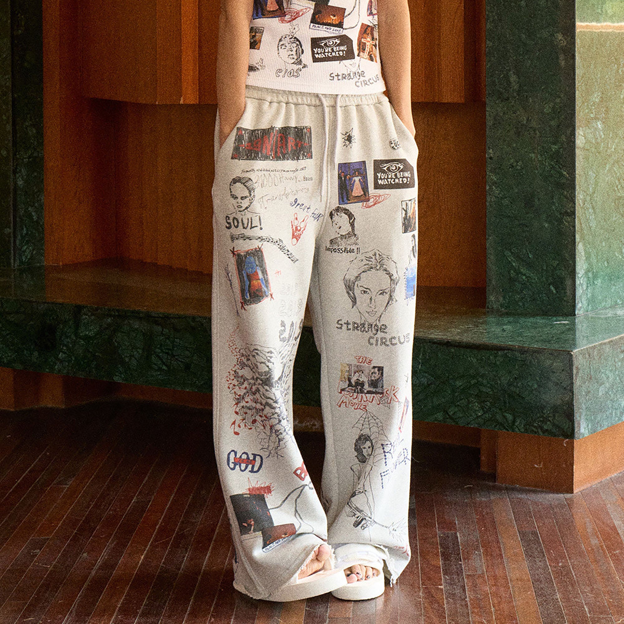 NIANJIUYIKOUER Collage Sketch Graphic Cotton Sweatpants
