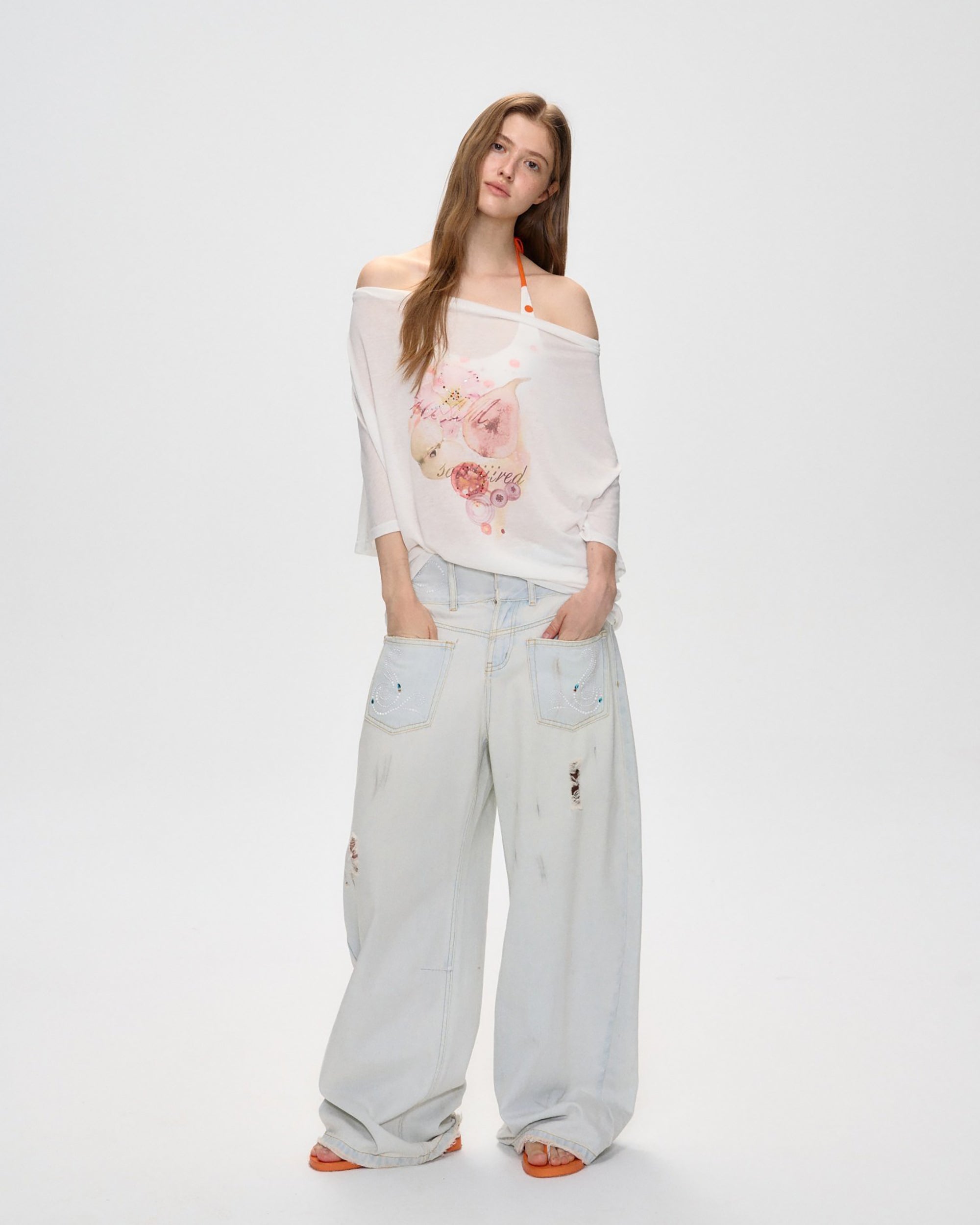 10AMSOTIIIIIIRED Distressed Wave Diamond Wide Waist Curved Jeans