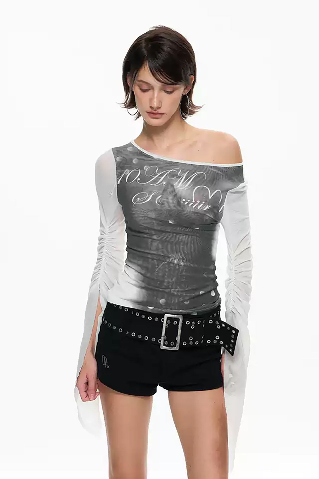 10AMSOTIIIIIIRED Asymmetrical Kitty Full-Printed Long-Sleeve Top