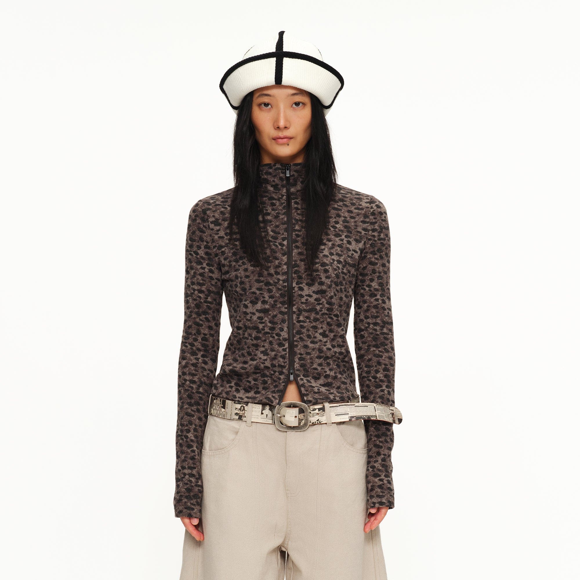 OINIMI Leopard Full-Print Knit Dual-Zip Top