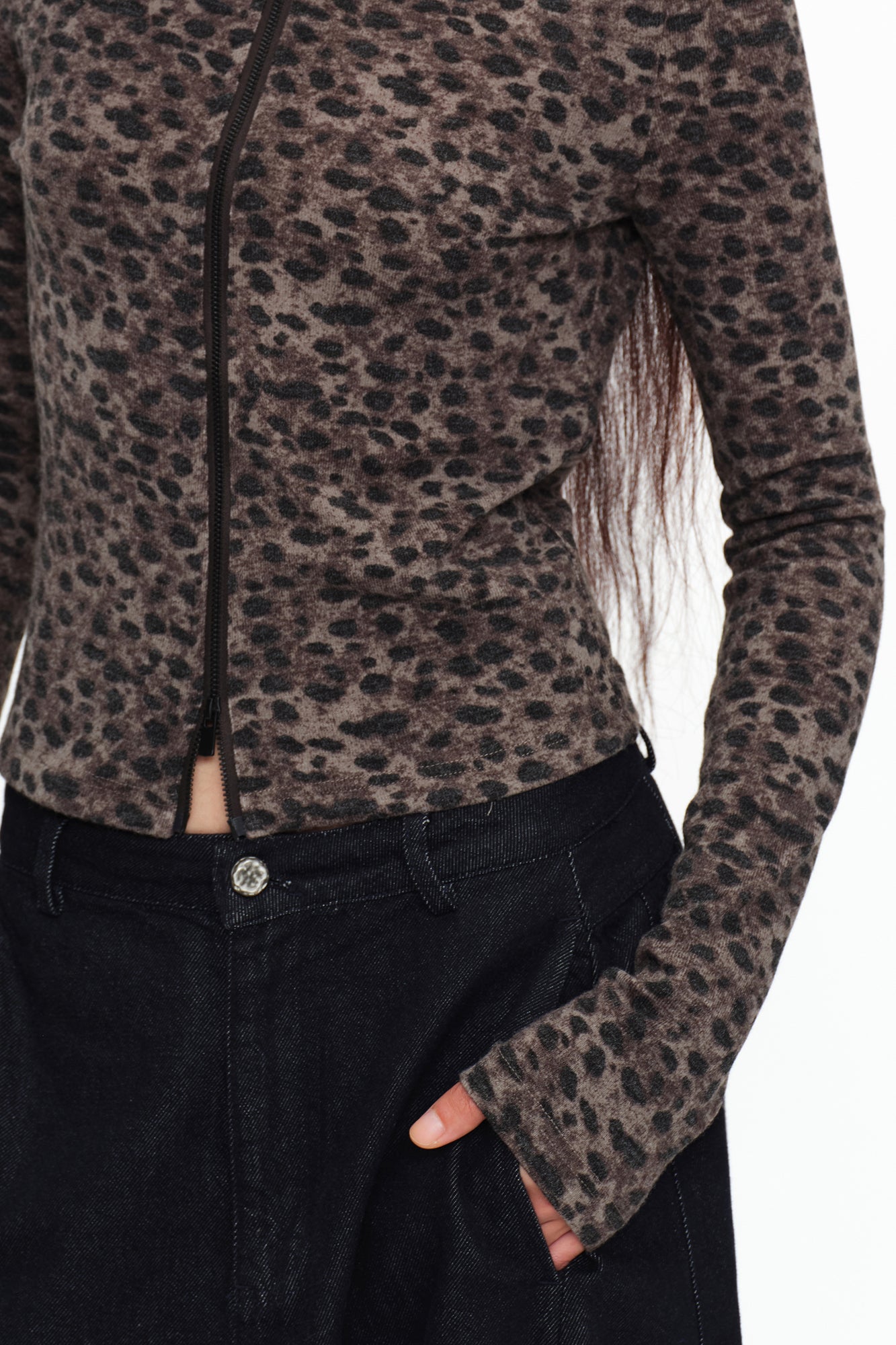 OINIMI Leopard Full-Print Knit Dual-Zip Top
