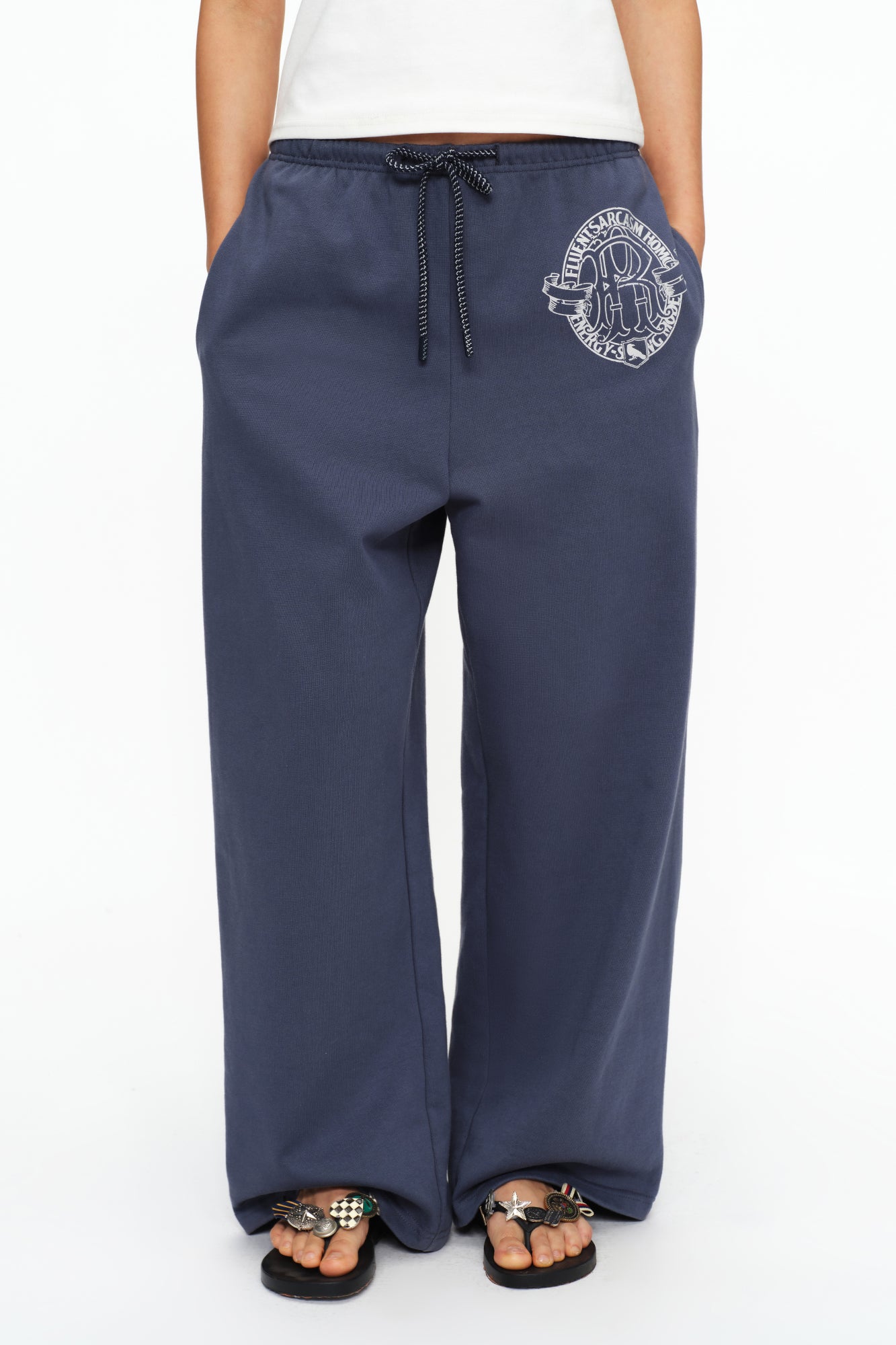 OINIMI Graphic Drawstring Wide-Leg Sweatpants