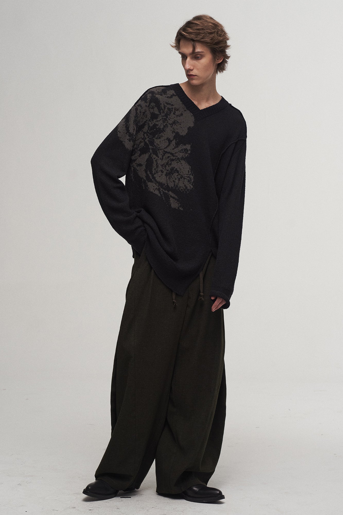 ILNya Nieternite Nifutur Jacquard V-Neck Knit Pullover