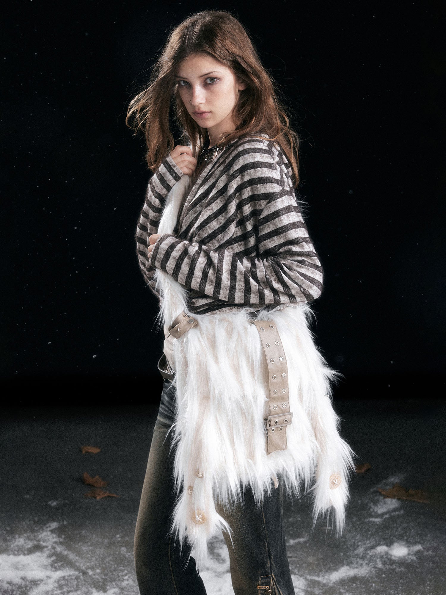 CESTNOUS Fuzzy Faux Fur Crossbody Bag