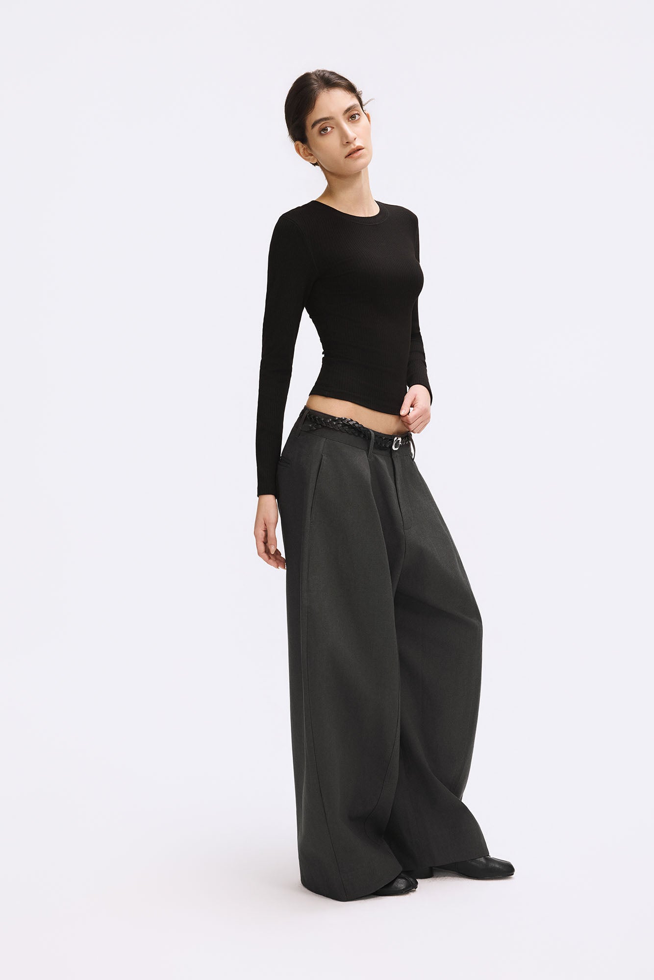 ARTIFICIAL WORLD Essential Oversized Curved-Leg Pants