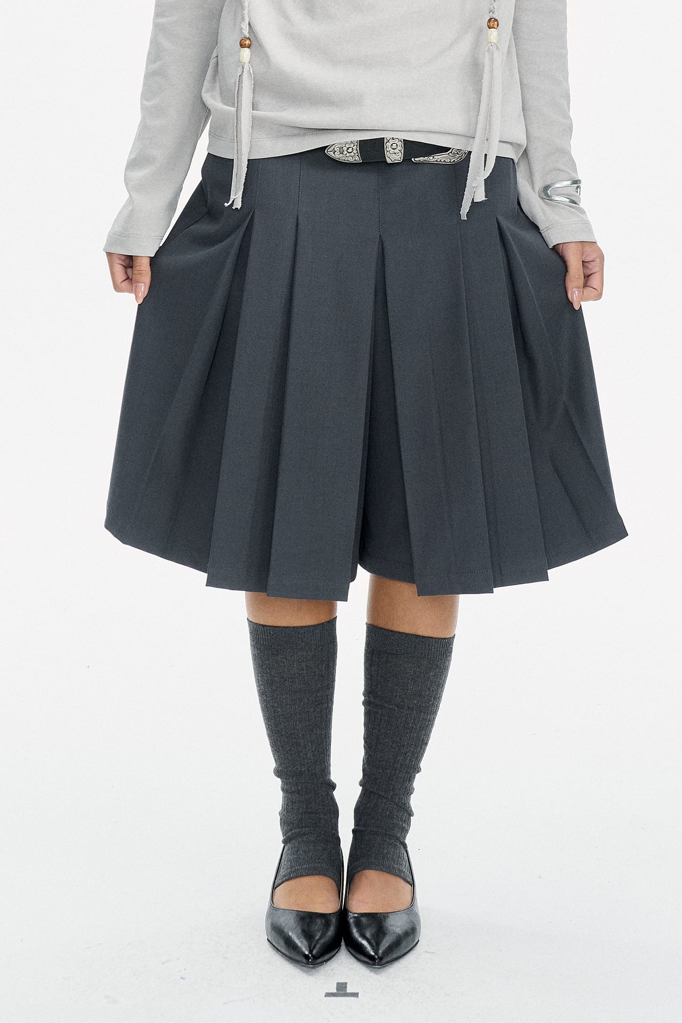 LEONSENSE Pleated A-Line Skort Shorts