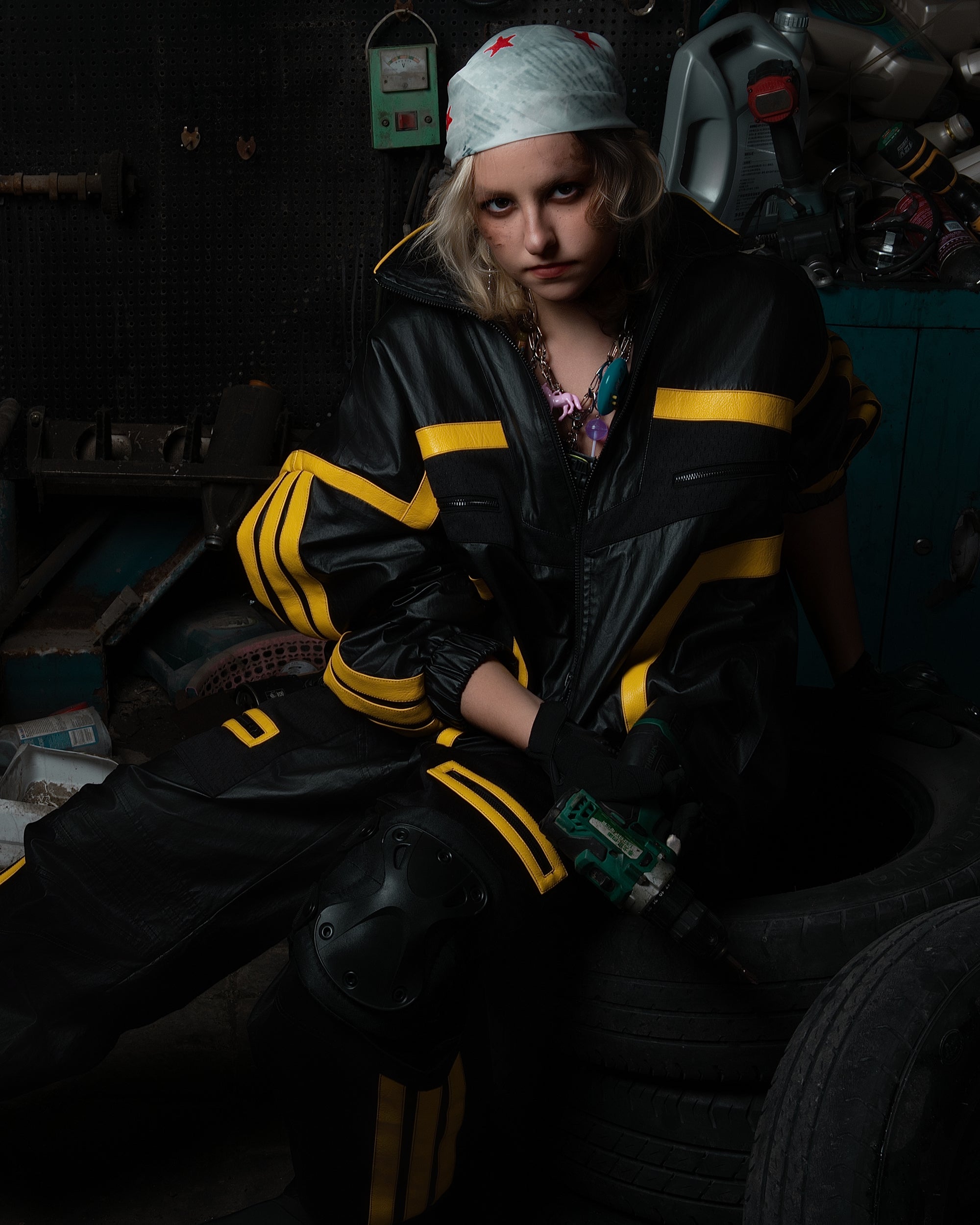 MOGONGSHE Contrast Stripe PU Wide-Leg Pants