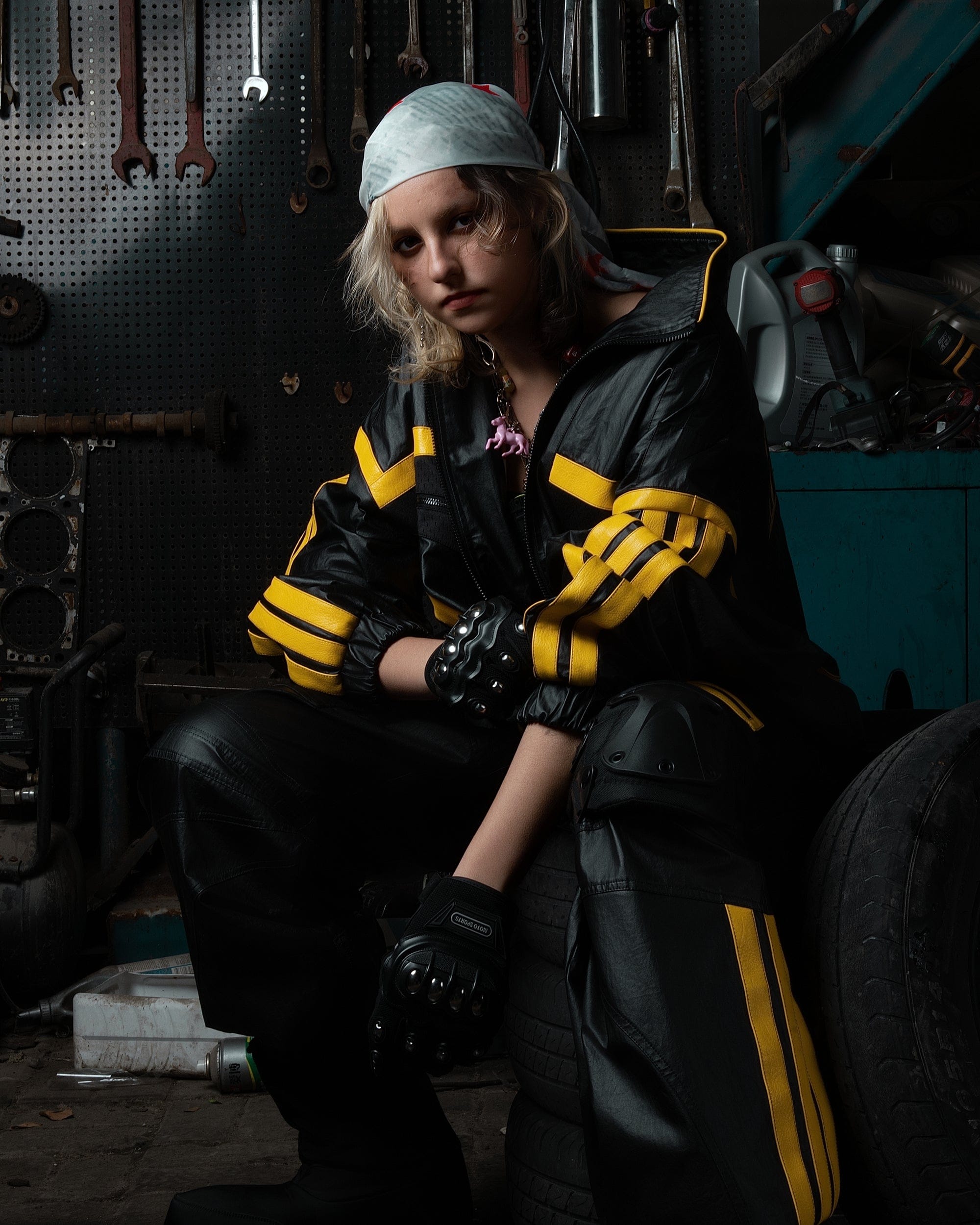 MOGONGSHE Contrast Stripe PU Moto Jacket