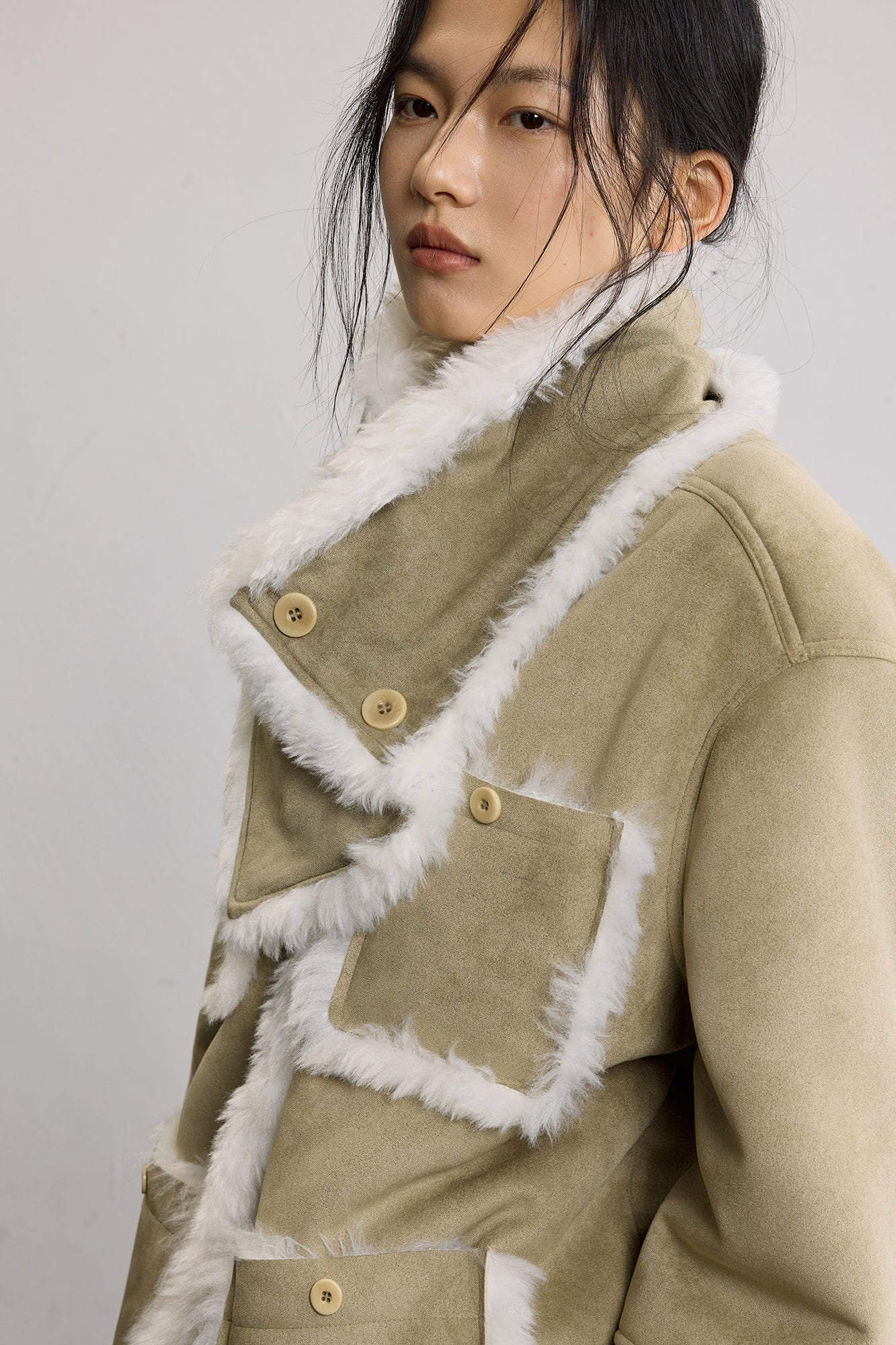 SAME FLOW Detachable Scarf Faux Shearling Suede Jacket