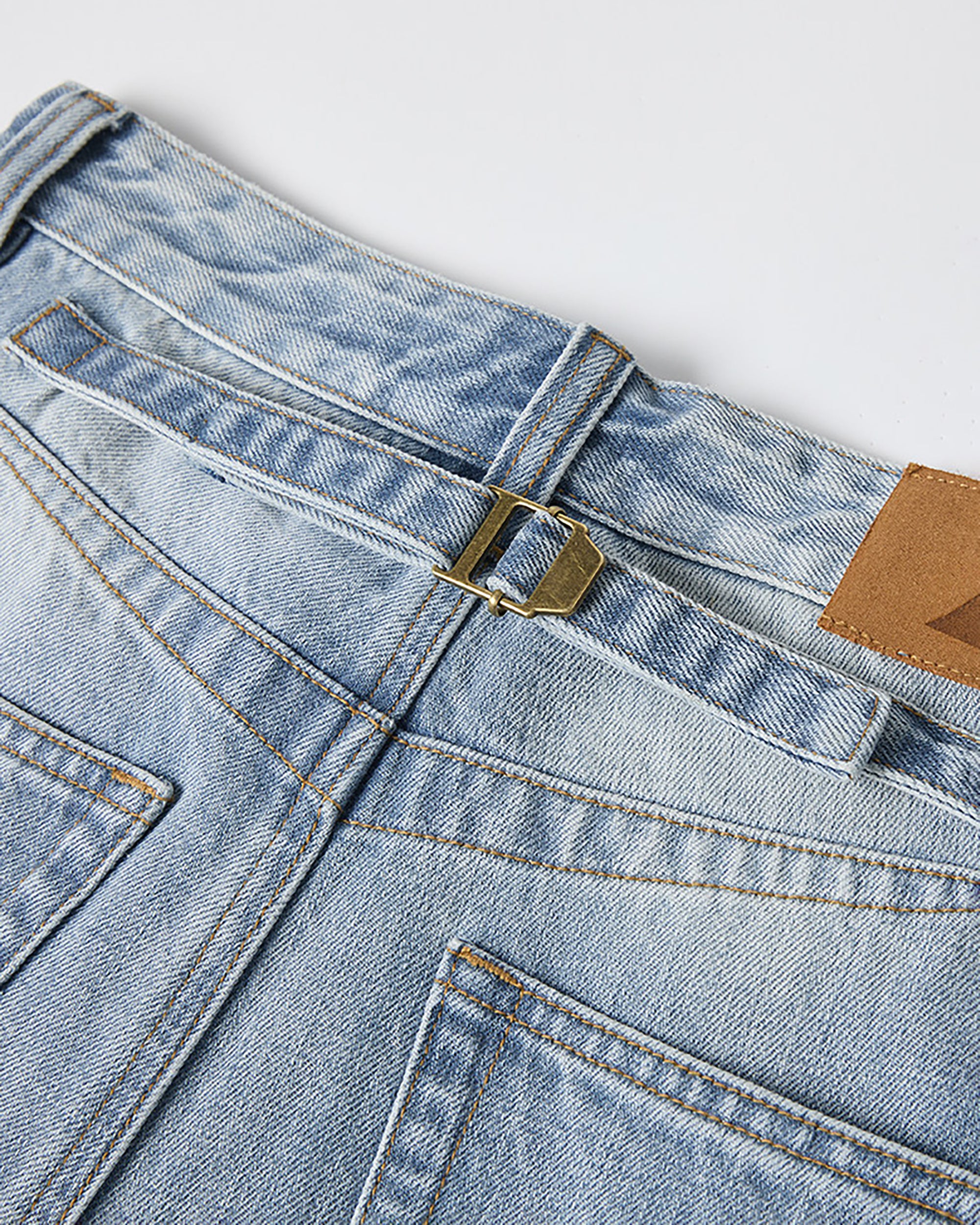 COMMAND N Light Wash Paris-Buckle Tapered Jeans
