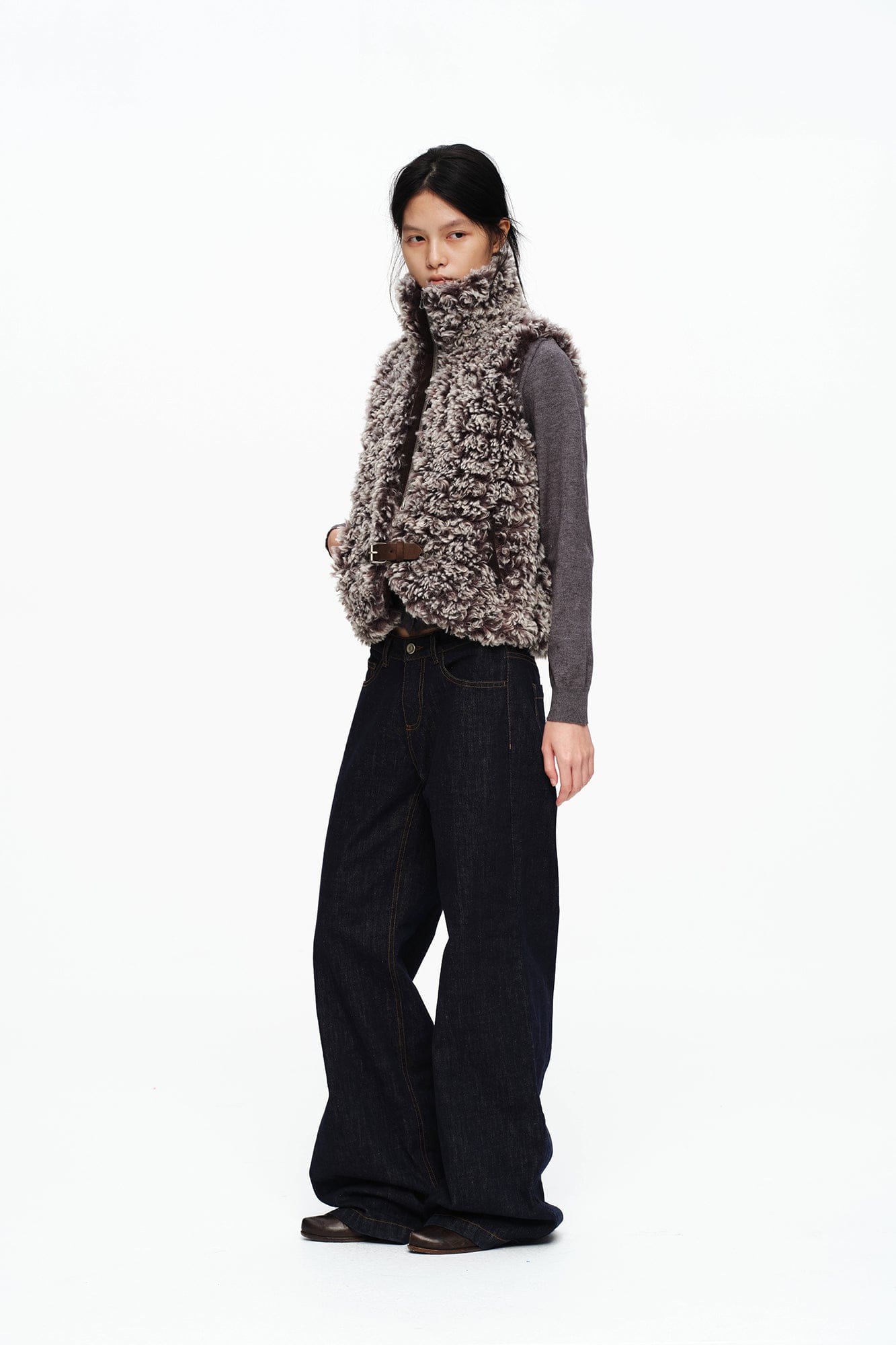 OINIMI Gradient Fleece Belted Vest