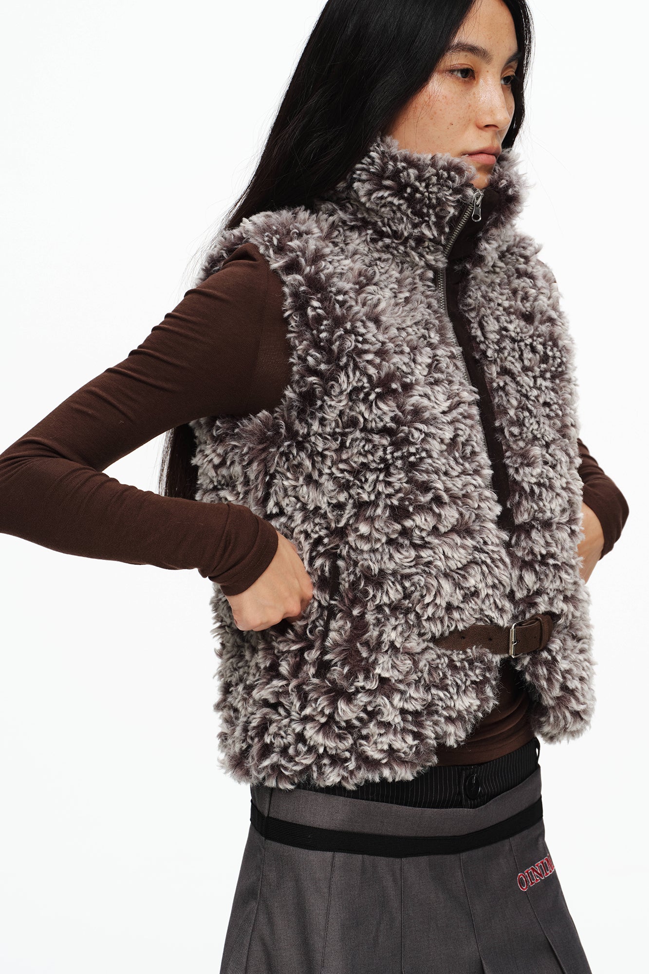 OINIMI Gradient Fleece Belted Vest