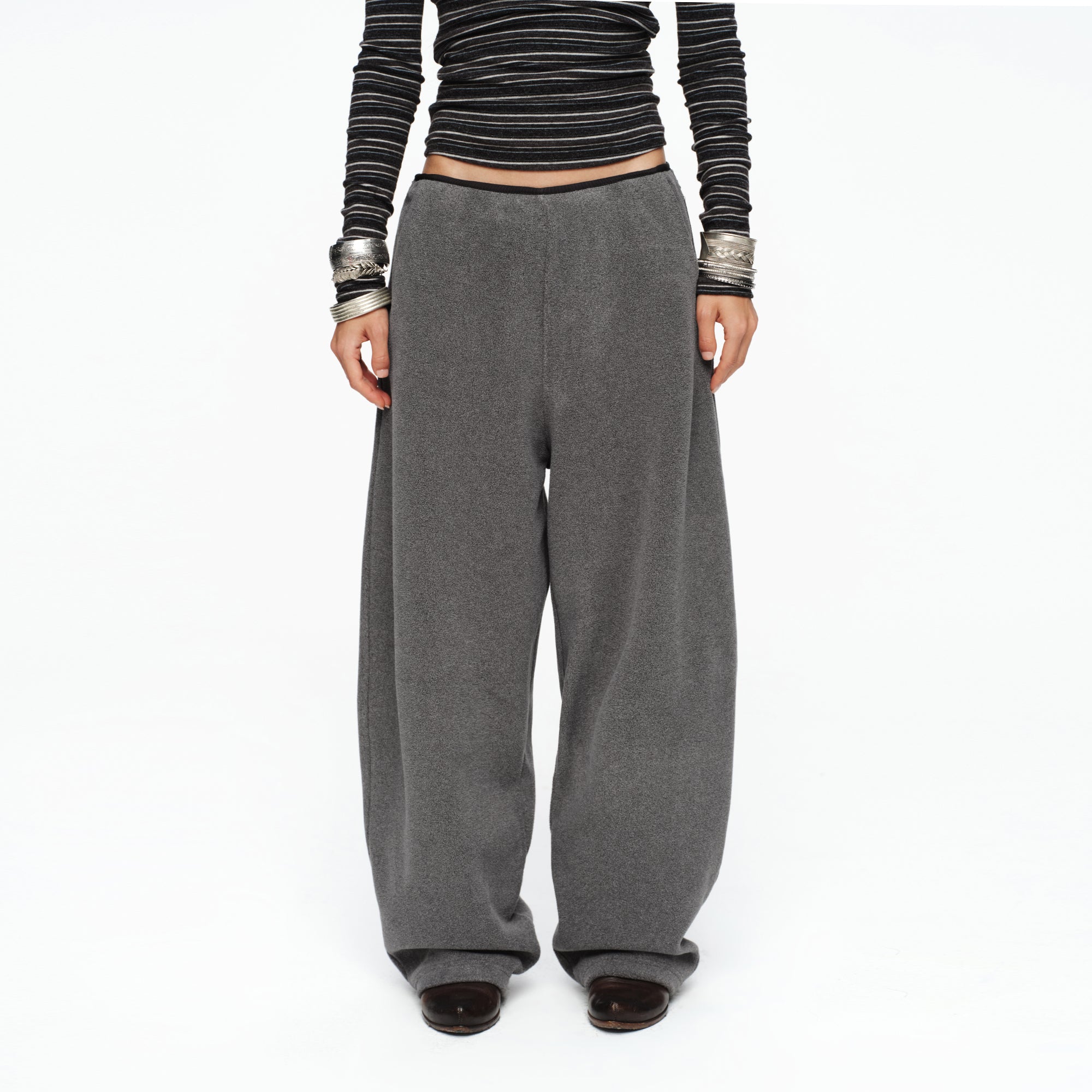 OINIMI Minimal Fleeced Barrel Pants