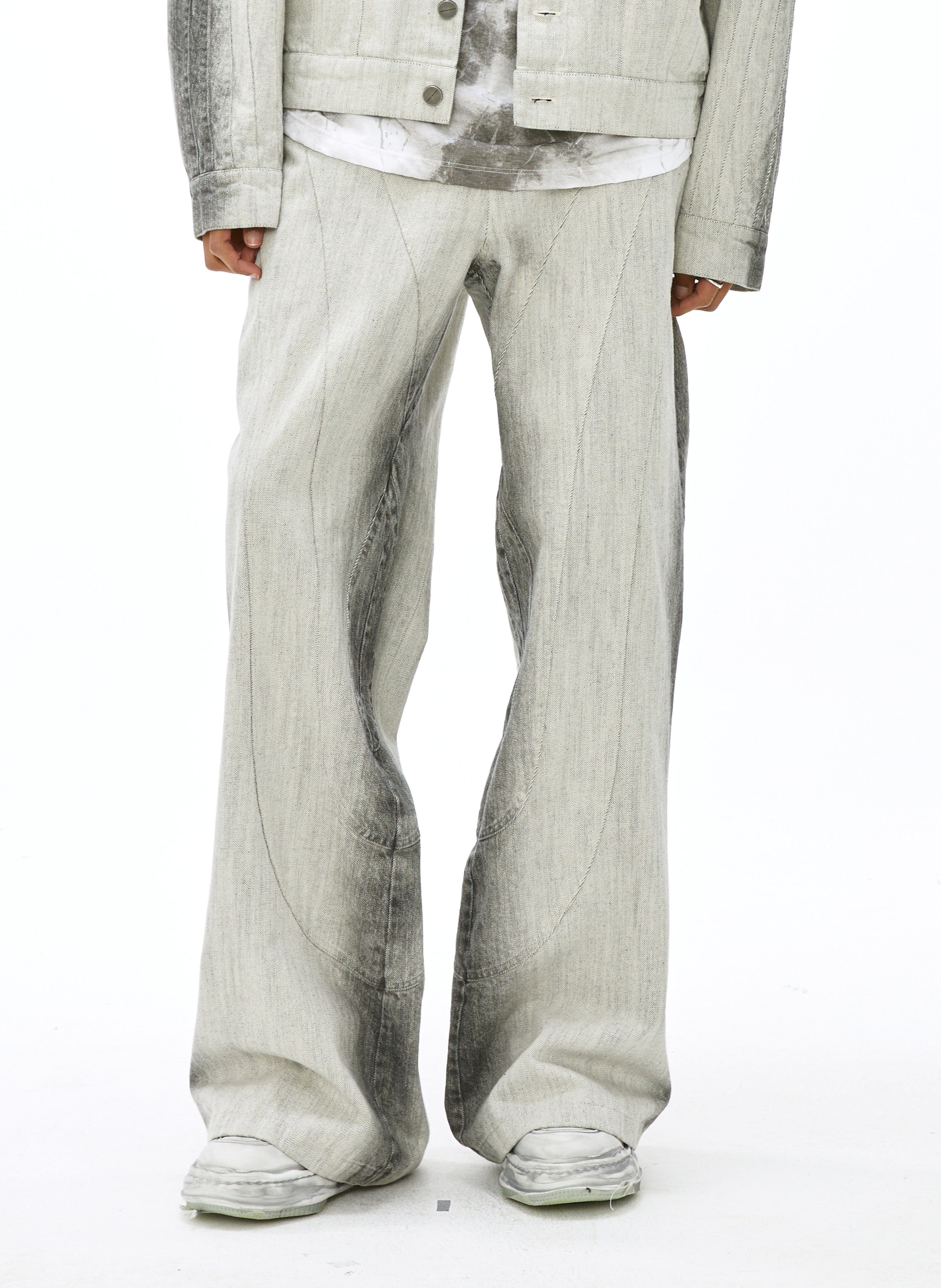 VANN VALRENCE Curved Panel Gradient Washed Flared Jeans, premium urban and streetwear designers apparel on PROJECTISR.com, VANN VALRENCE