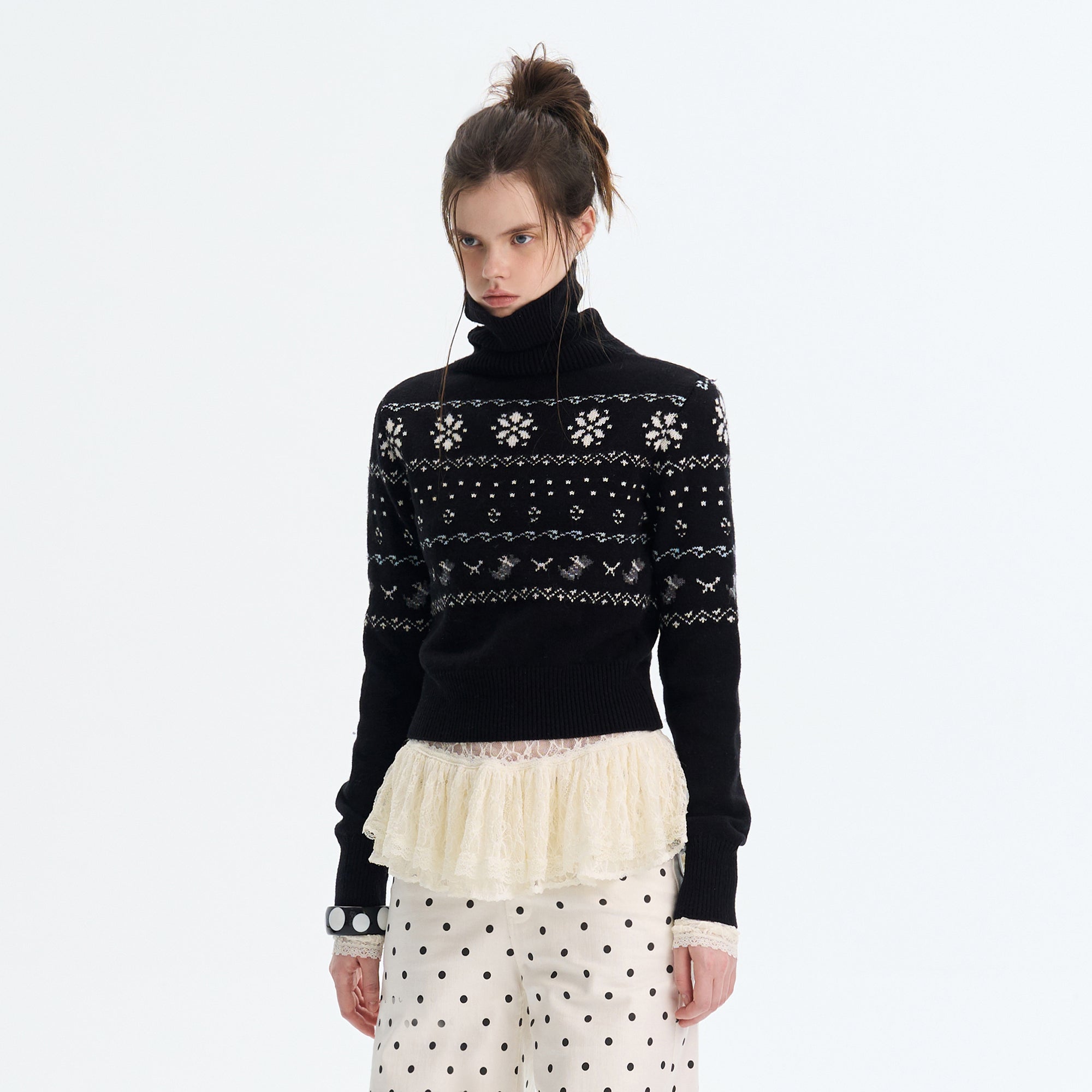 THE NEVERMORE Fair Isle Snowflake Pup Jacquard Sweater