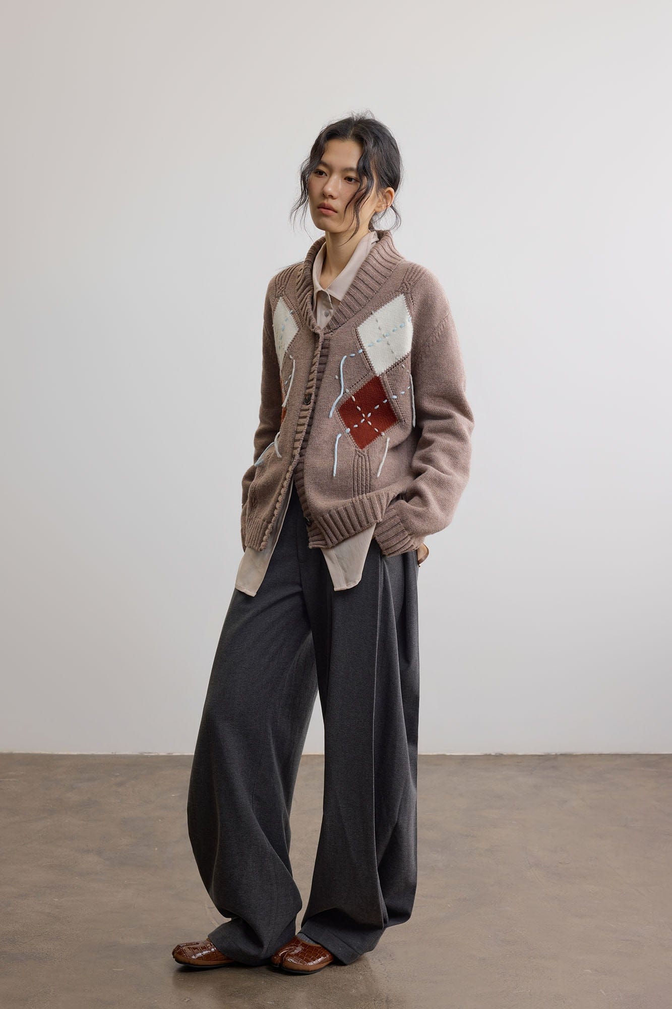 SAME FLOW Argyle Embroidered Shawl-Collar Cardigan