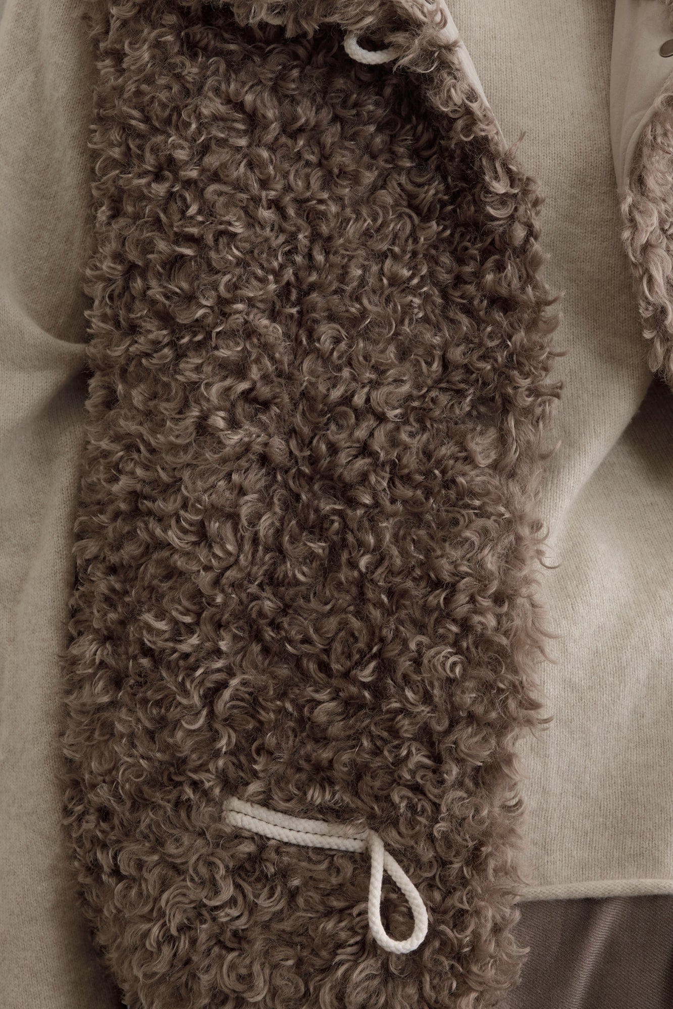 SAME FLOW Curly Faux Shearling Toggle Vest