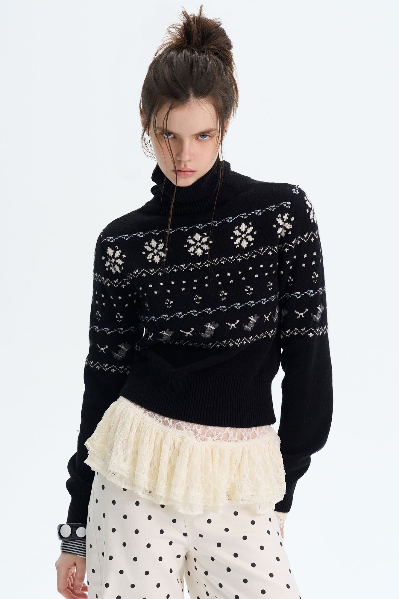THE NEVERMORE Fair Isle Snowflake Pup Jacquard Sweater