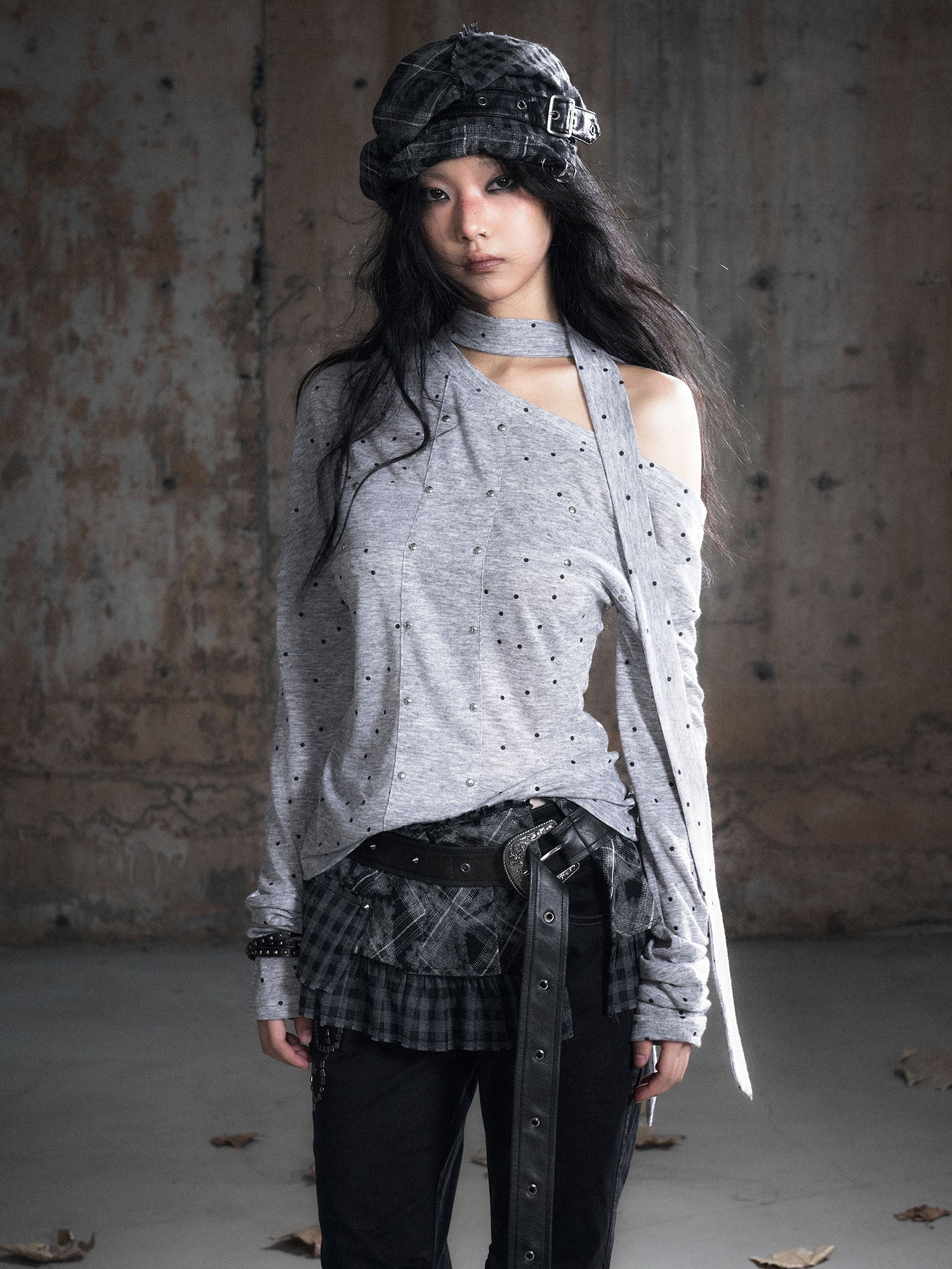 CESTNOUS Asymmetric Tie-Drape Cross Panel Long-Sleeve Tee