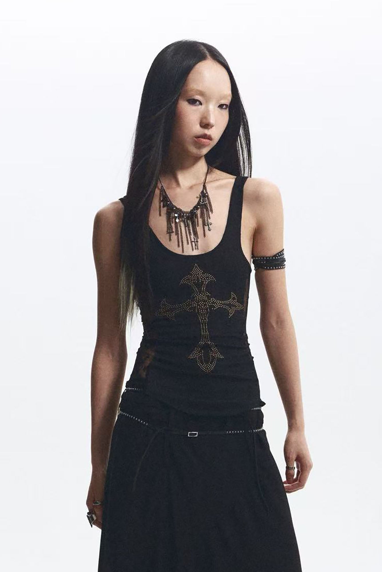 NONAME SPACE Diamond Cross Lace Panel Tank Top