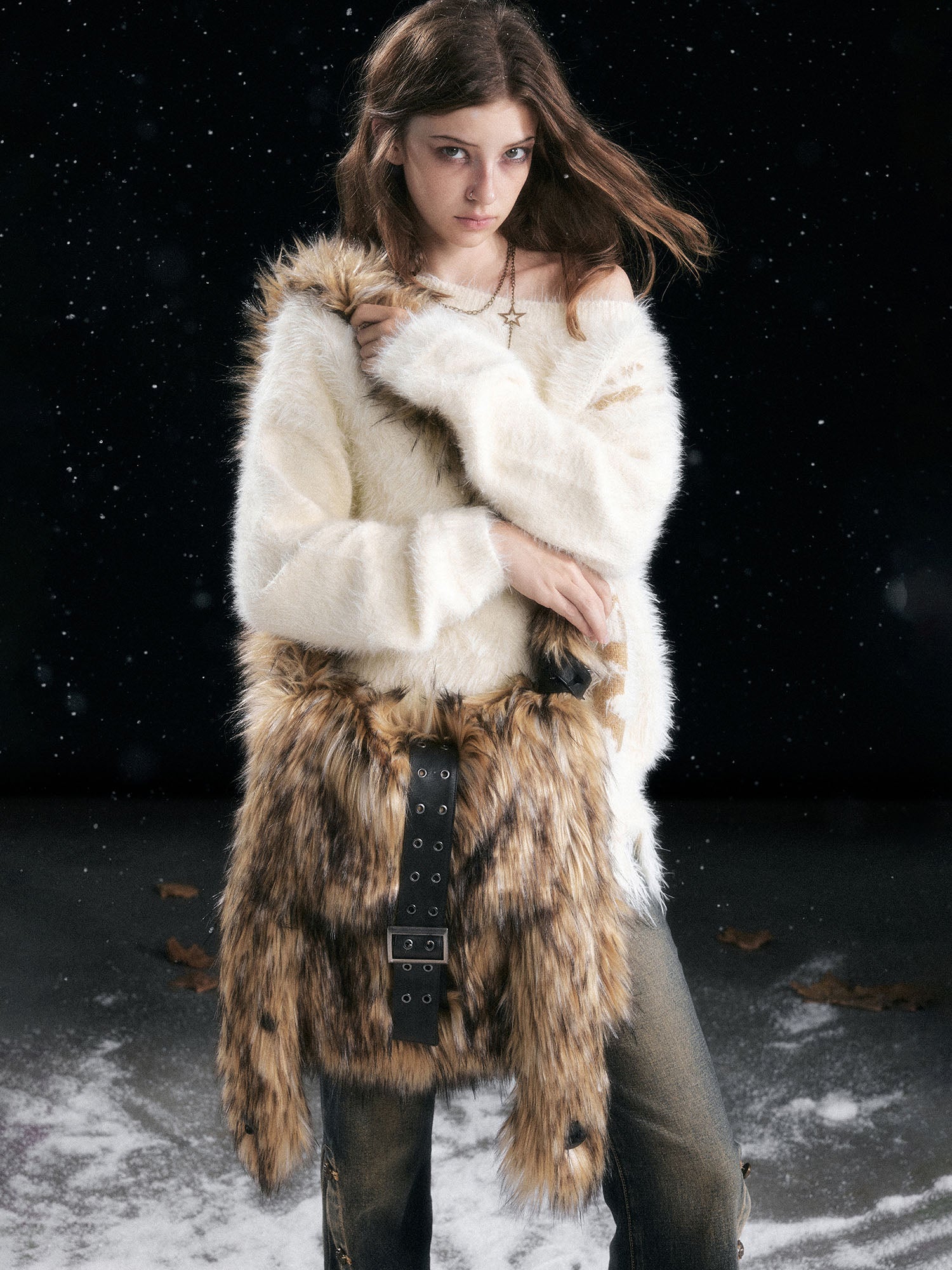 CESTNOUS Fuzzy Faux Fur Crossbody Bag