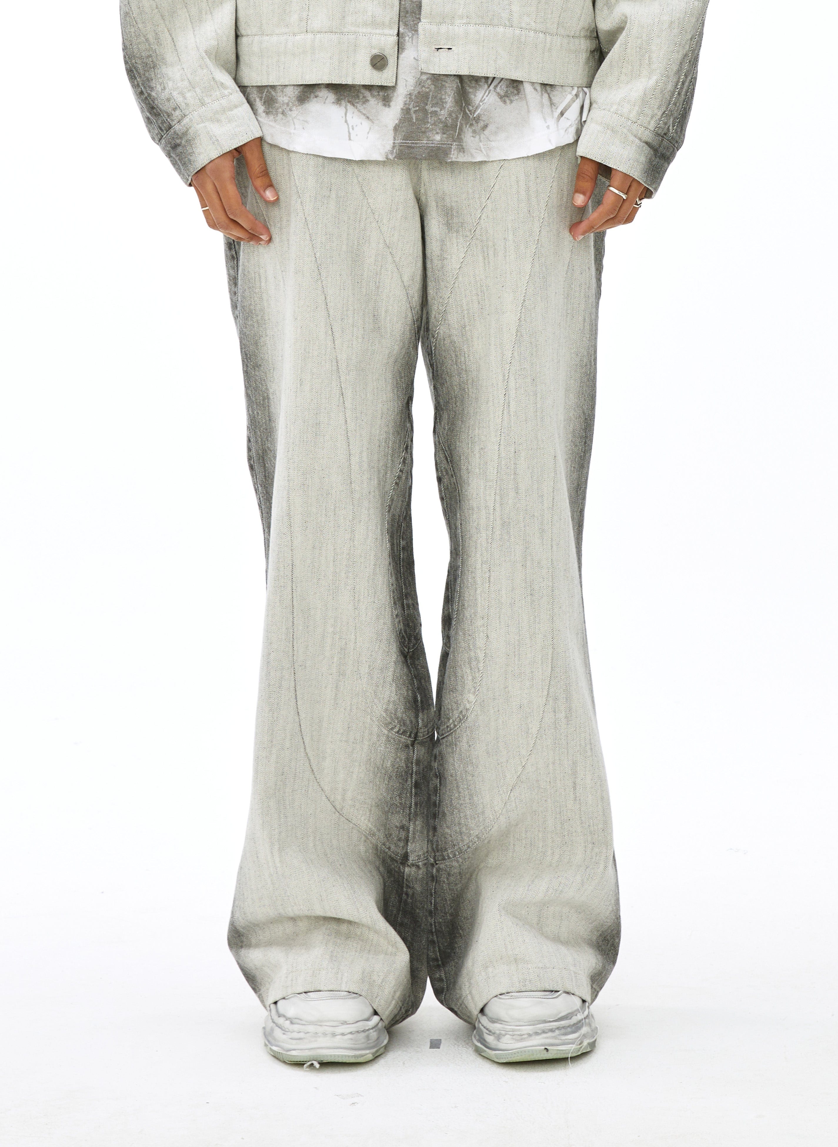 VANN VALRENCE Curved Panel Gradient Washed Flared Jeans, premium urban and streetwear designers apparel on PROJECTISR.com, VANN VALRENCE