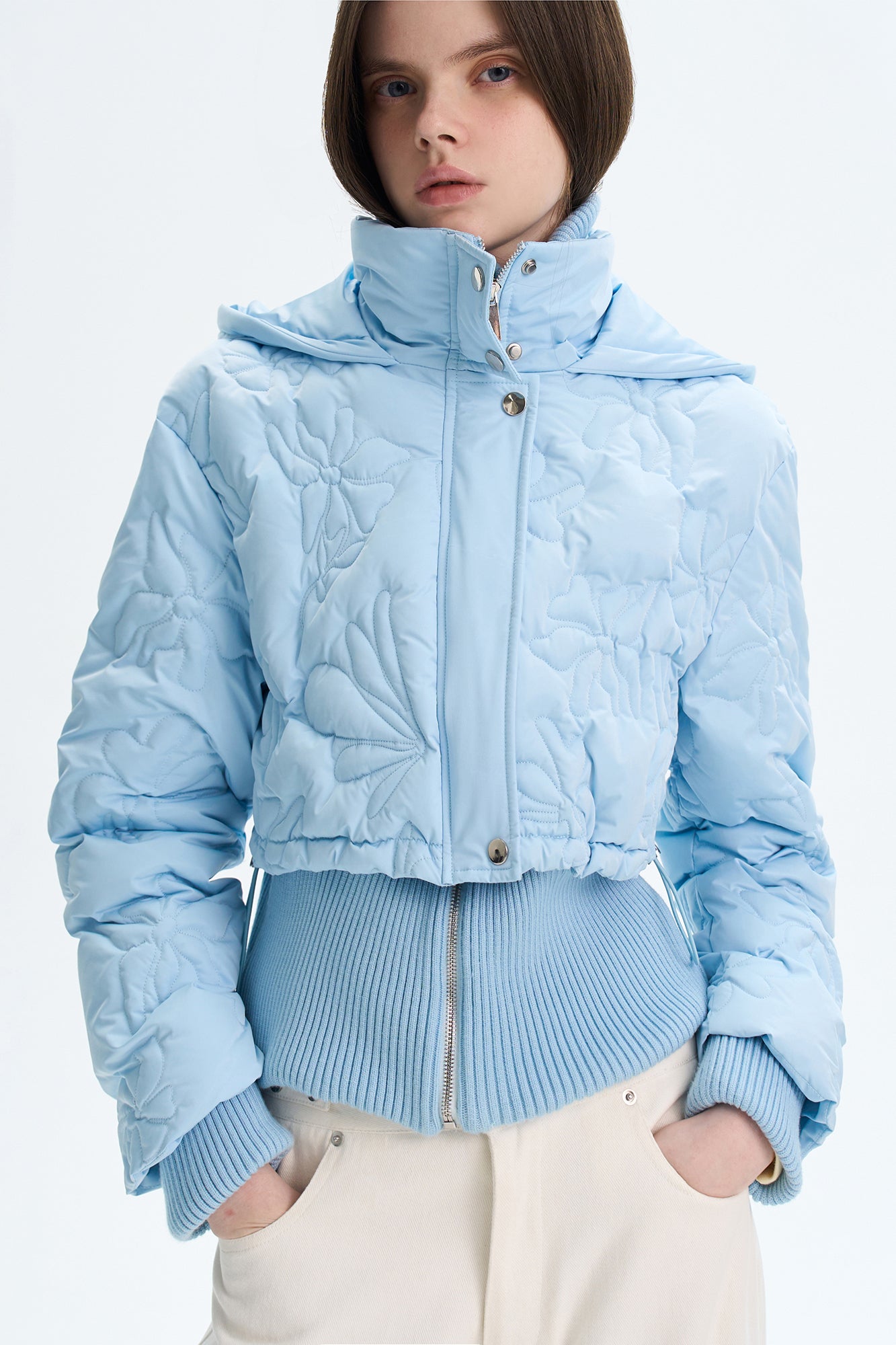 THE NEVERMORE Floral Quilted Mock-Layered Cropped Down Jacket