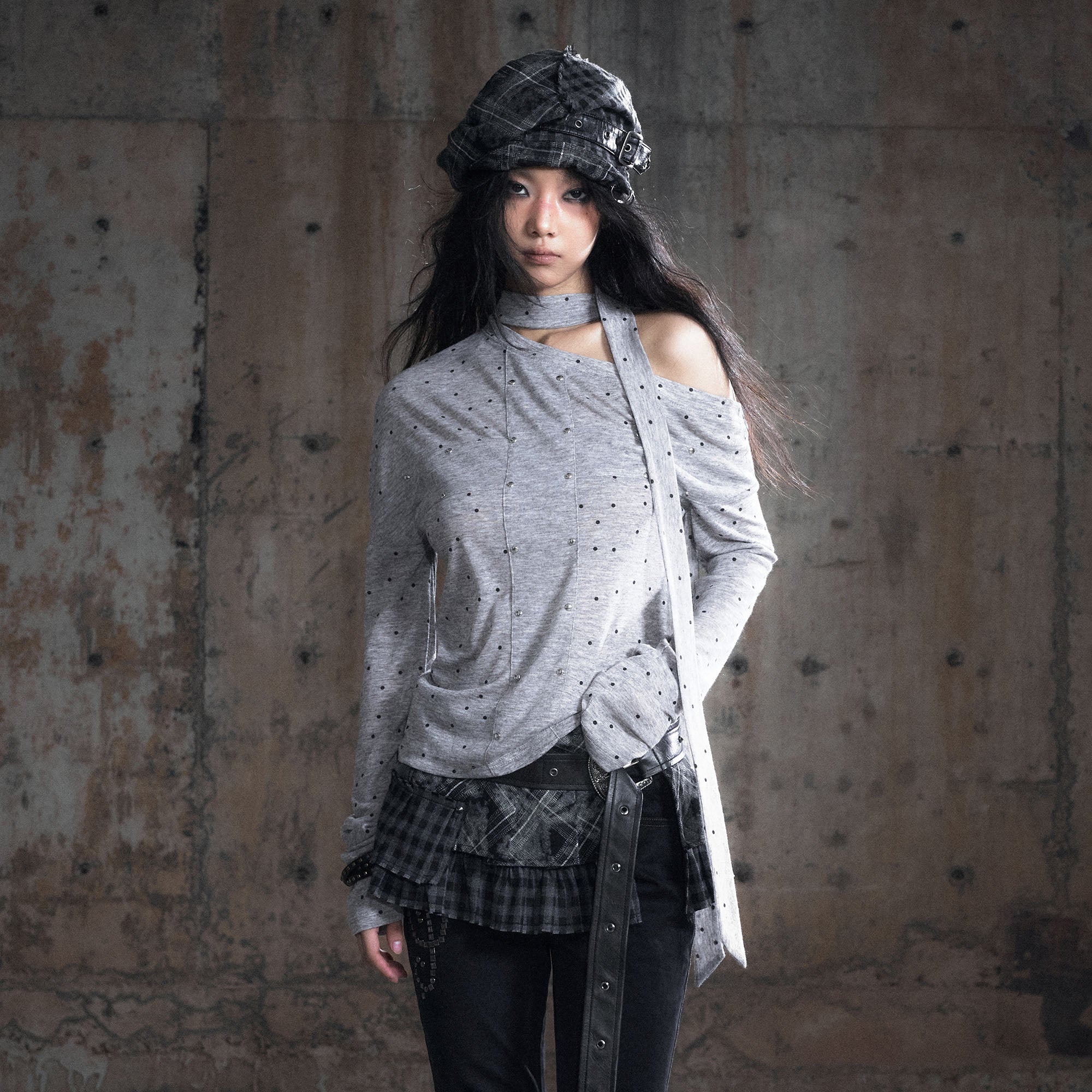 CESTNOUS Asymmetric Tie-Drape Cross Panel Long-Sleeve Tee