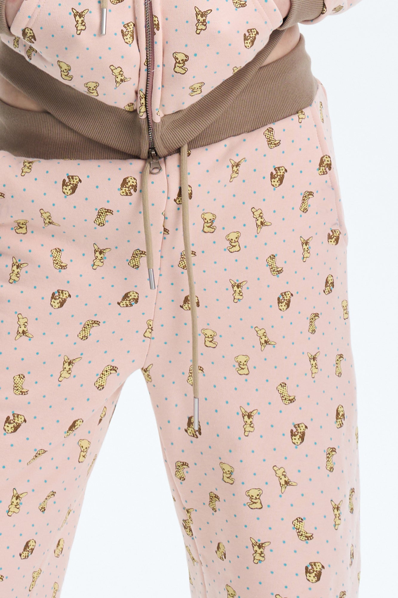 THE NEVERMORE Contrast-Waist Puppy Full-Print Sweatpants