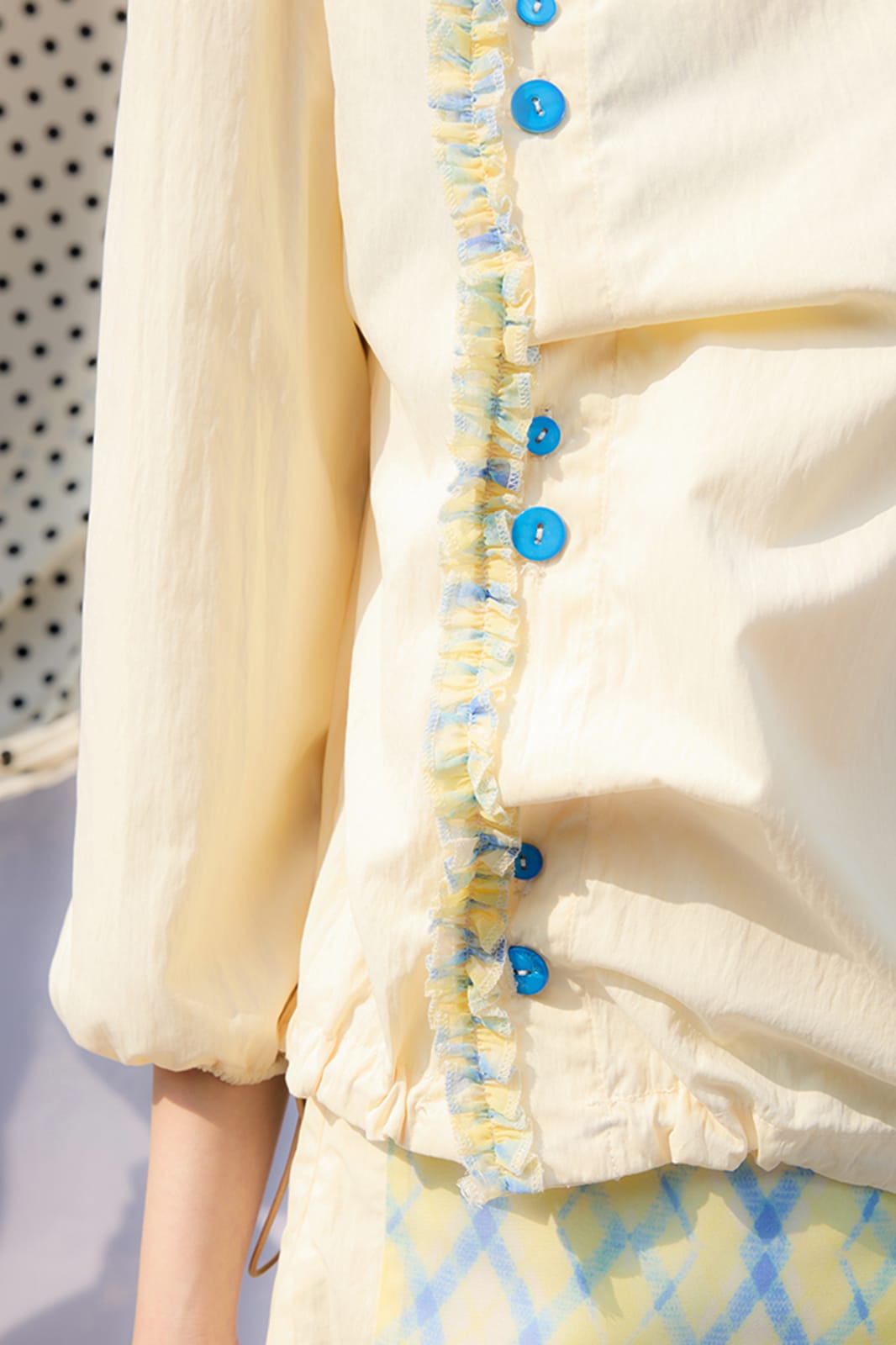 UNSOCIAL NIGHT Asymmetric Tassel-Trim Button Blouse
