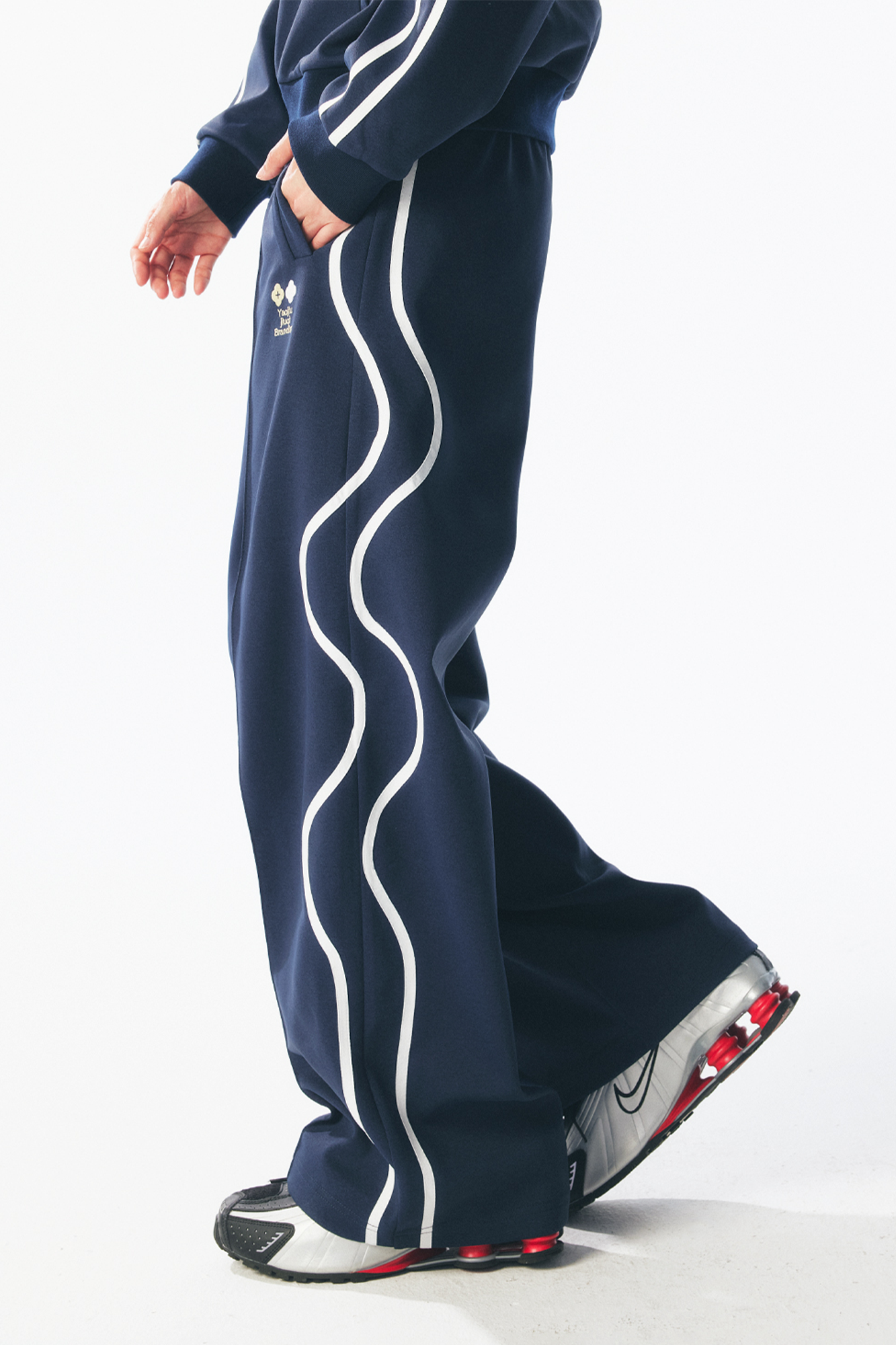 1997 POSTOFFICE Contrast Curved-Stripe Quick-Dry Track Pants
