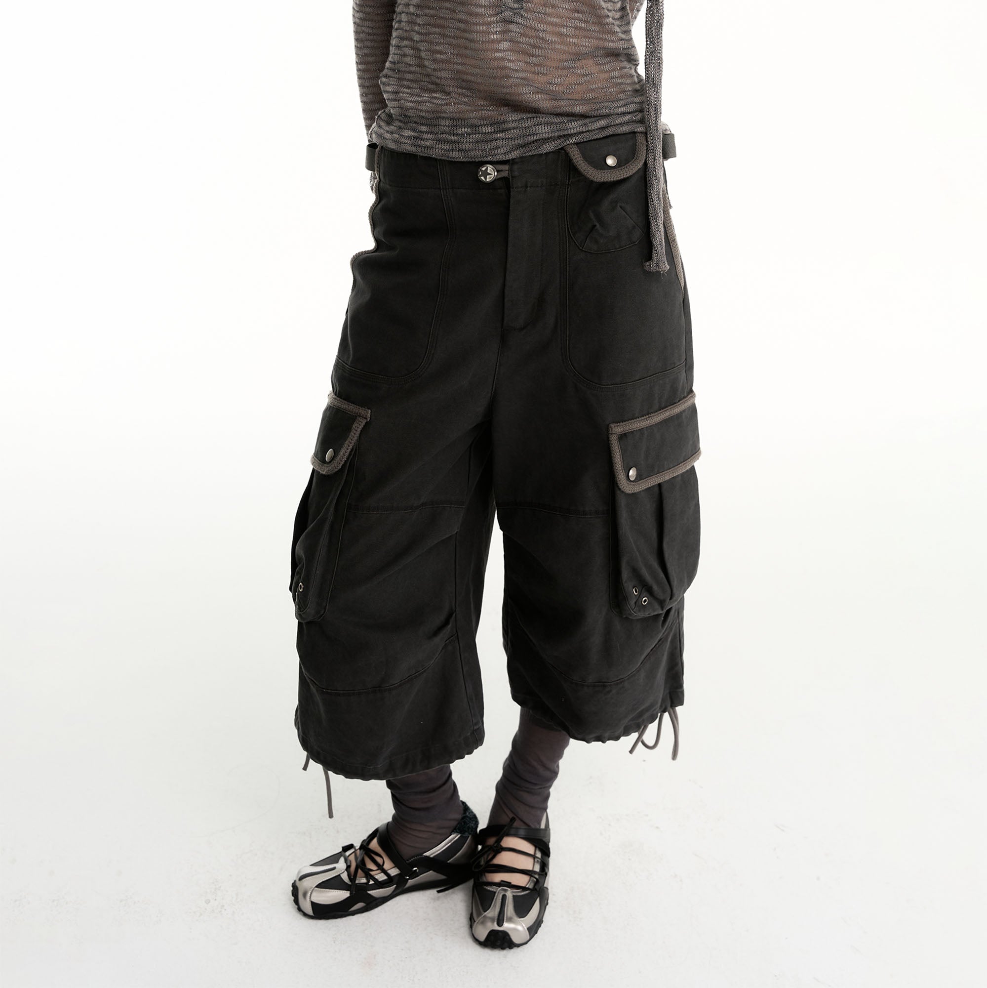 CONFUN Washed Multi-Pockets Cropped Pants