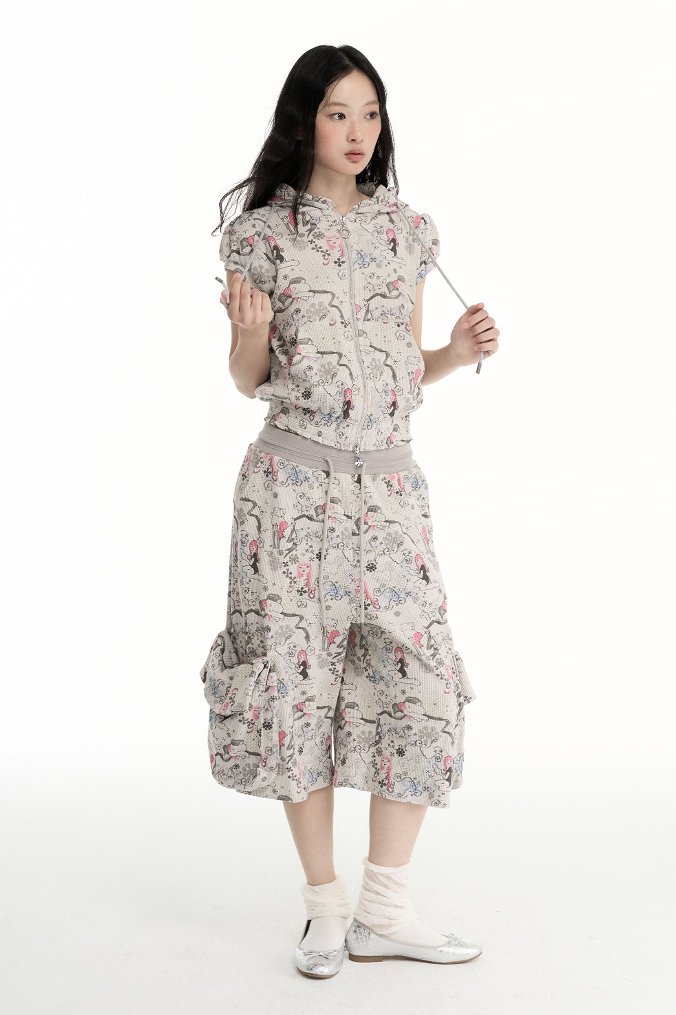 CONFUN Fantasy Full-Print Zip-Up Hooded Tee