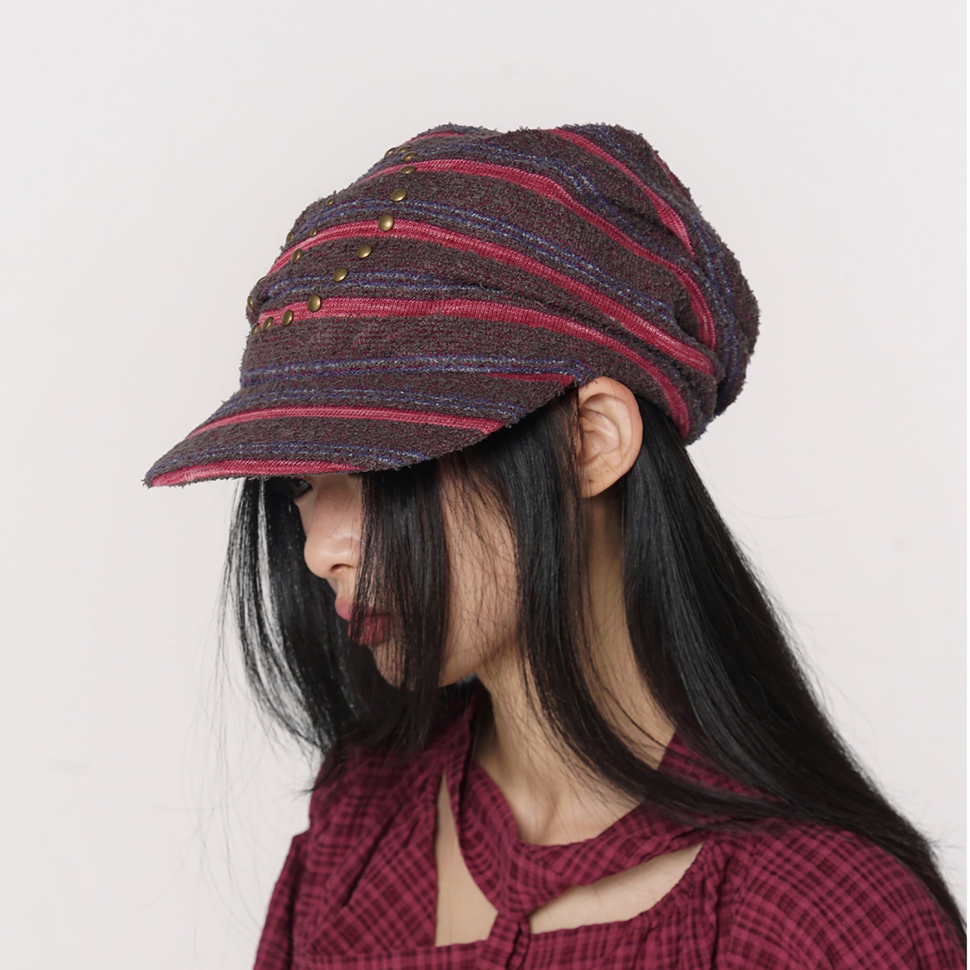 CONFUN Retro Studded Striped Slouchy Cap