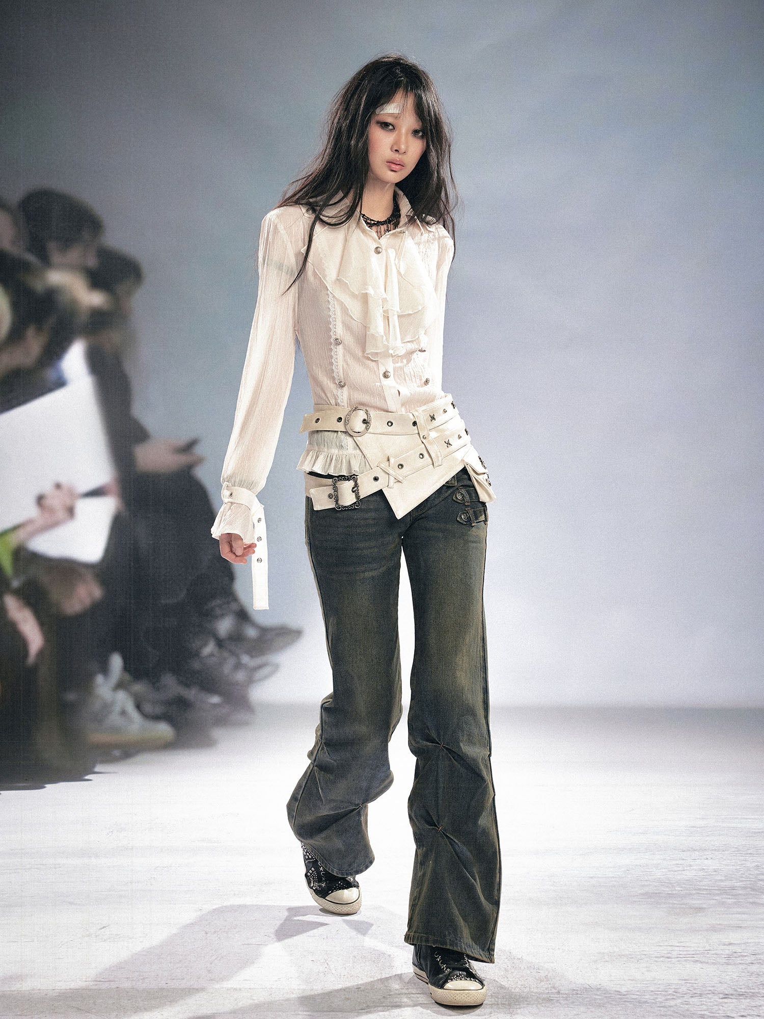 CESTNOUS Multi-Buckle Corset Belt