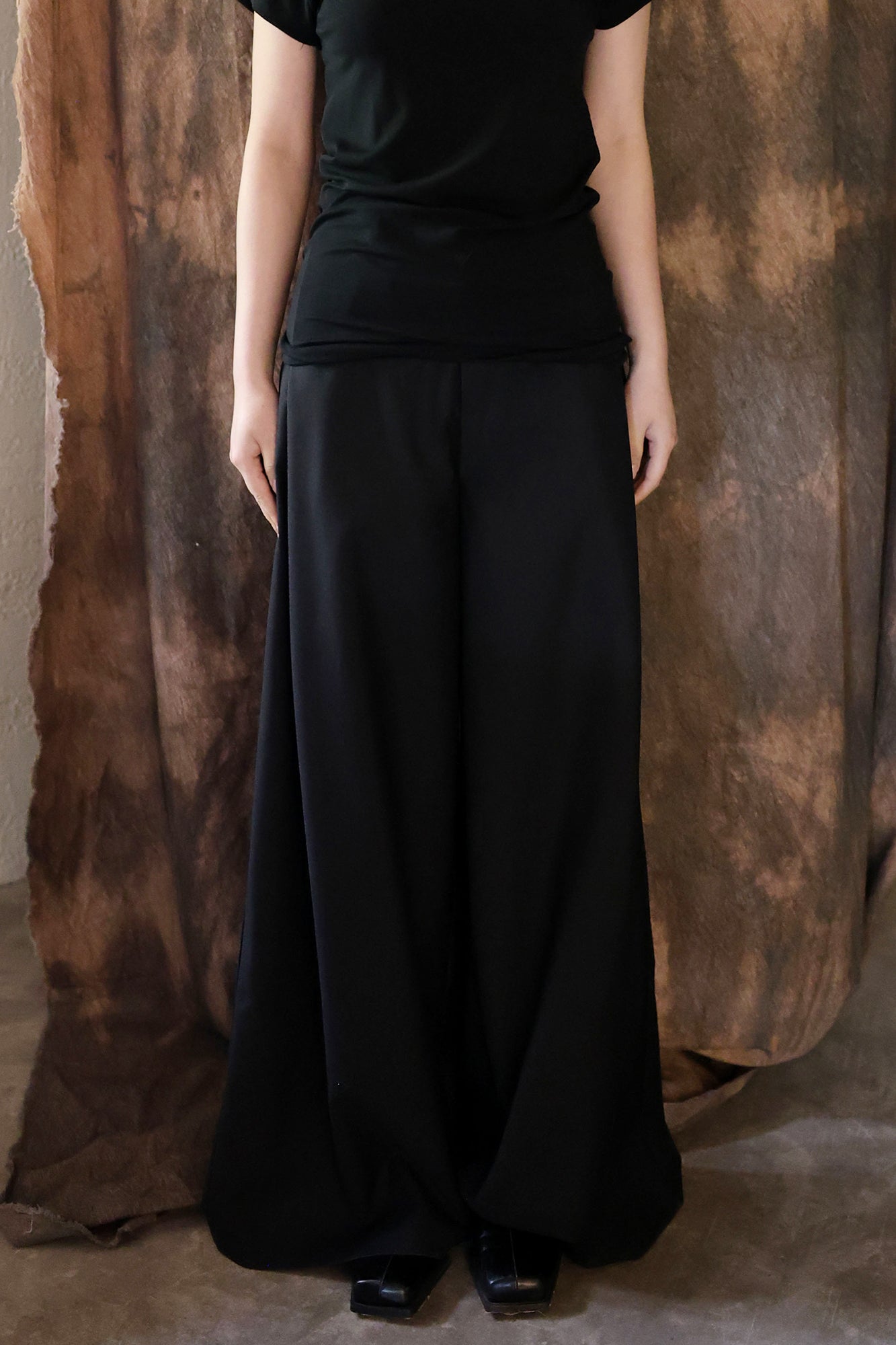 WUHEYIZUO Essential Side-Pleated Wide-Leg Pants